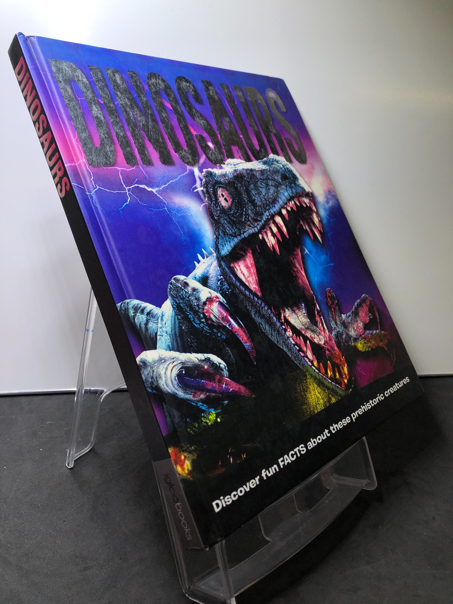 Dinosaurs BÌA CỨNG mới 85% bẩn nhẹ Igilobook HPB2607 NGOẠI VĂN