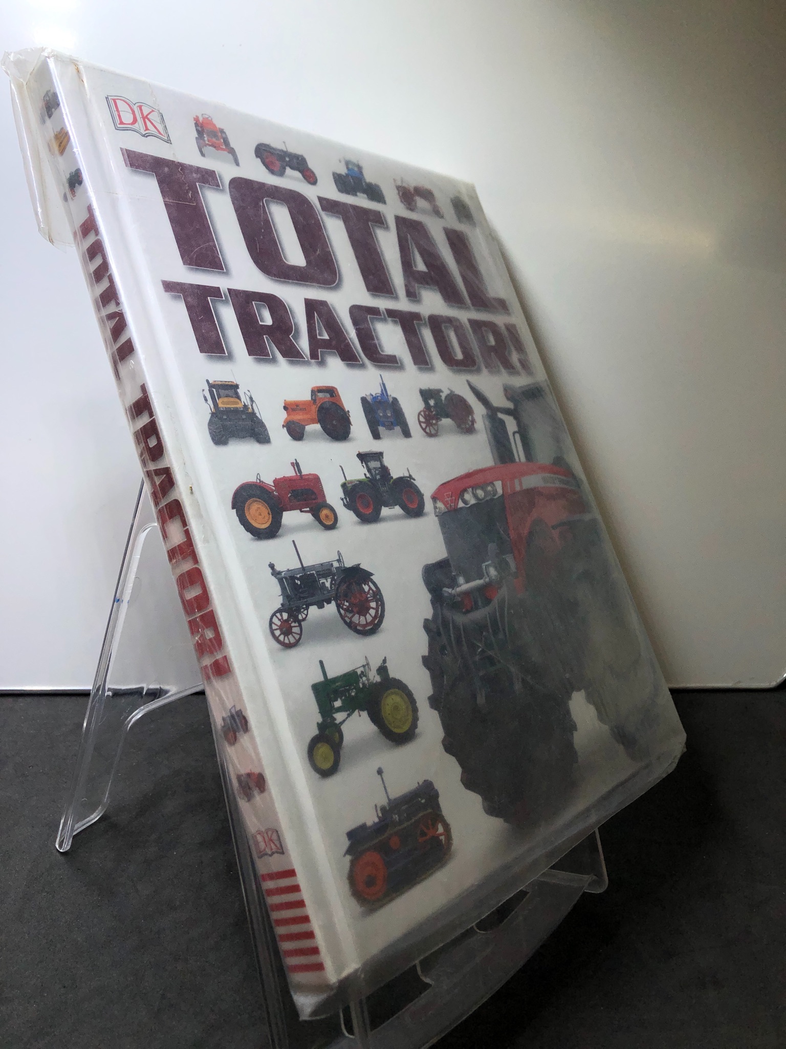 Total Tractor! BÌA CỨNG mới 90% DK HPB2607 NGOẠI VĂN