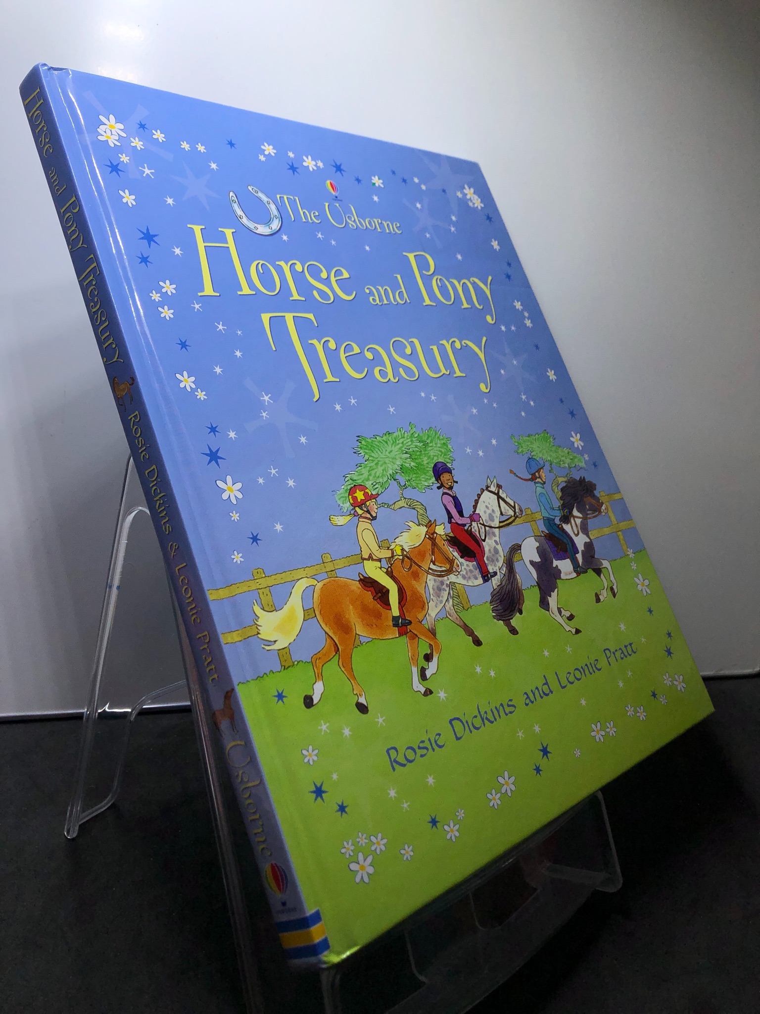 Horse and Pony Trasury BÌA CỨNG mới 85% note trang đầu The Usborne HPB2607 NGOẠI VĂN