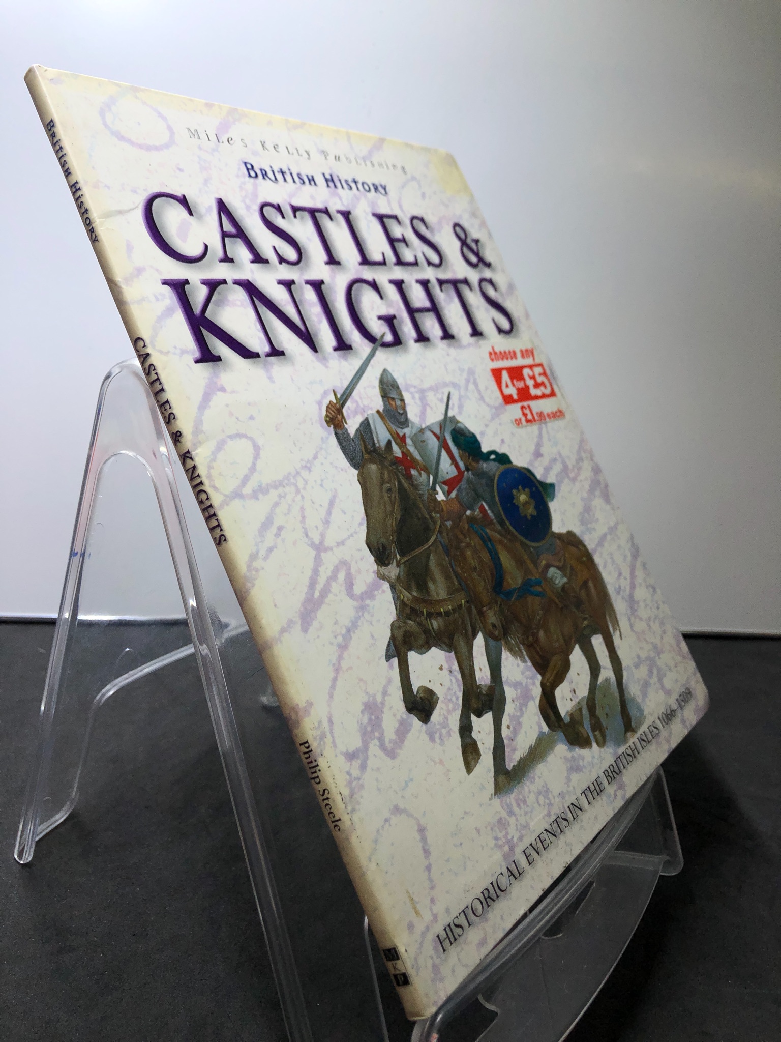 Castles and Knights British History mới 85% bẩn nhẹ Philip Steele HPB2607 NGOẠI VĂN