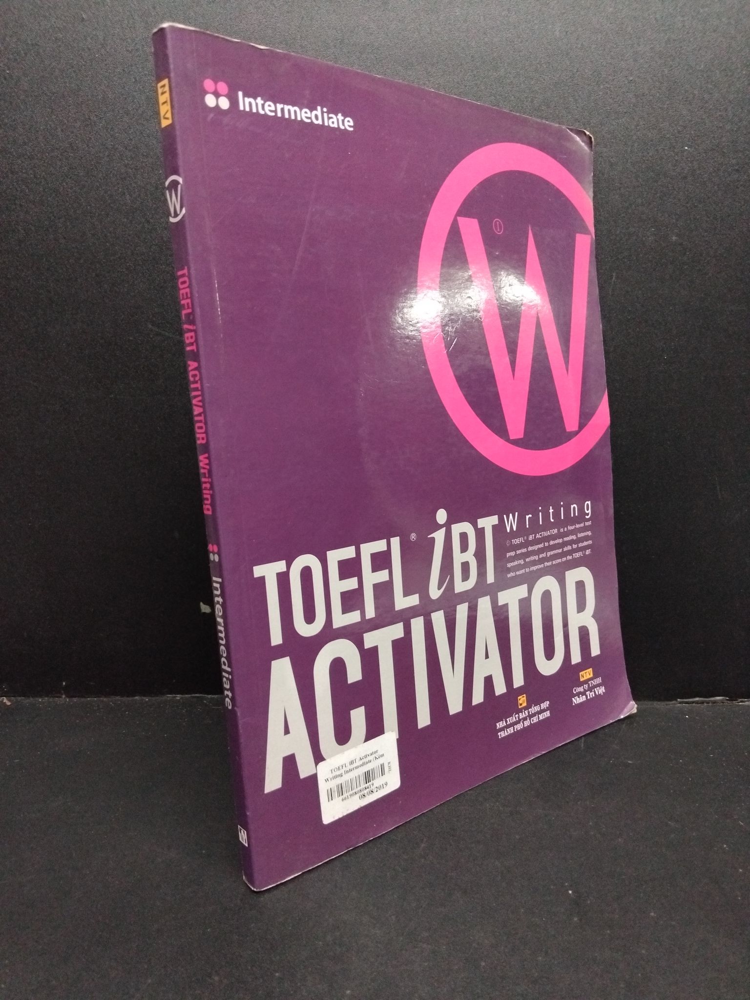 Toefl iBT Activator Writing mới 90% sách màu có CD HCM2606 Intermediate HỌC NGOẠI NGỮ