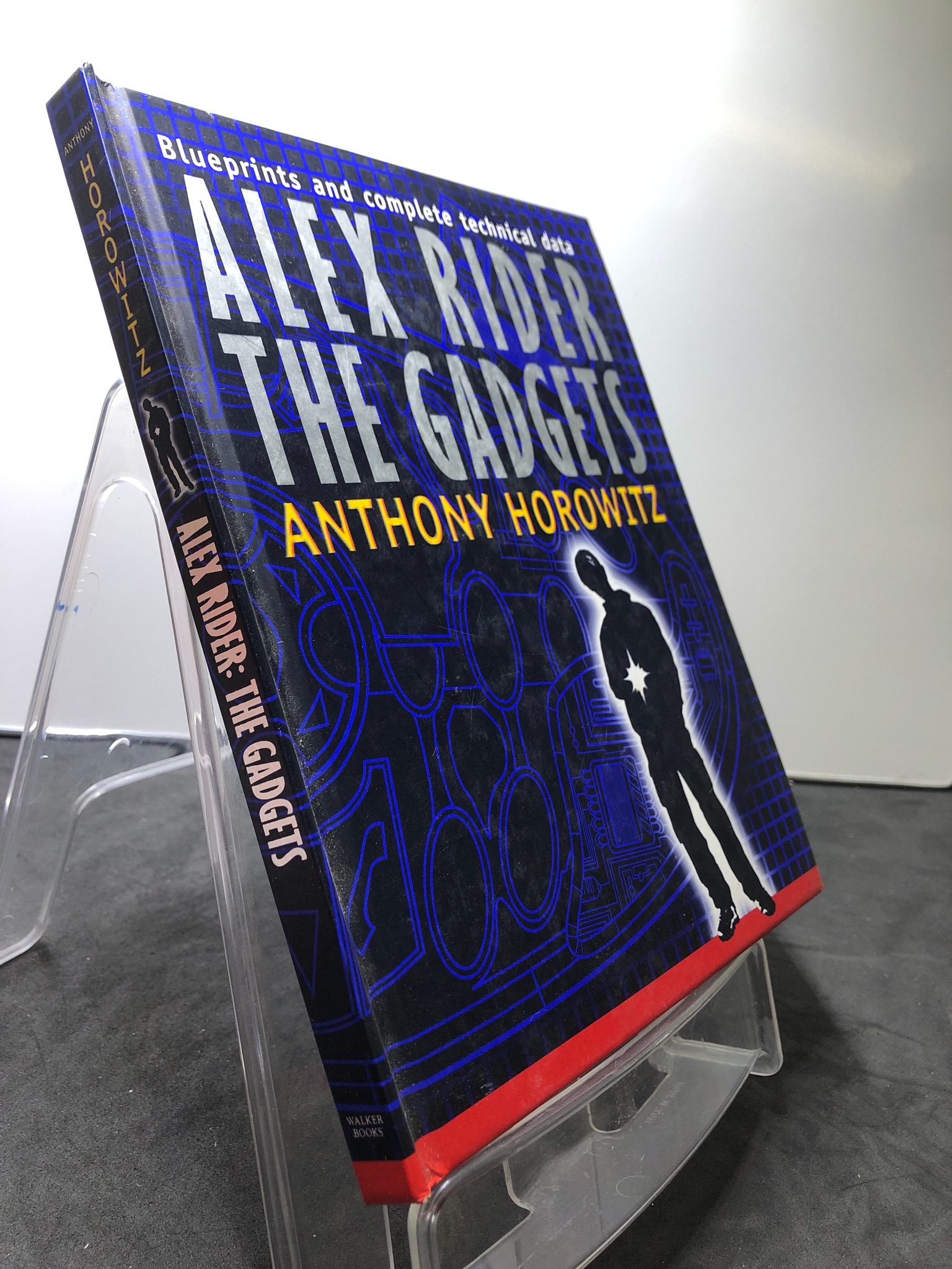 Alex Rider: The Gadgets BÌA CỨNG mới 85% bẩn nhẹ Anthony Horowitz HPB2707 NGOẠI VĂN