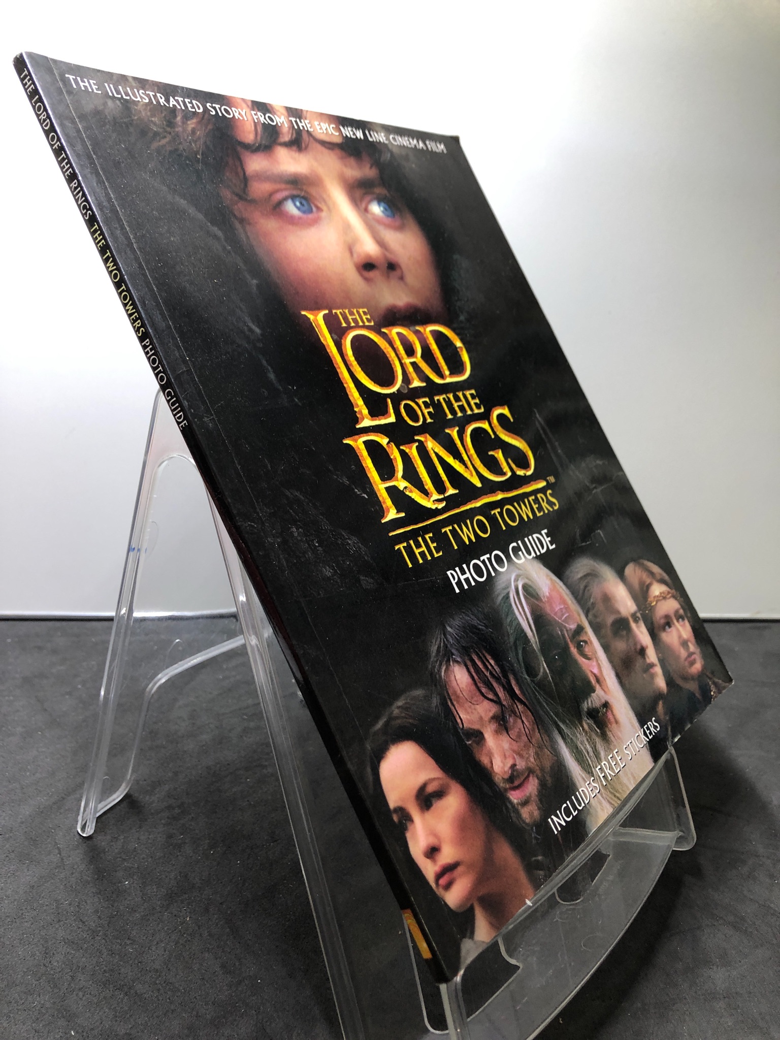 The Lord of the Rings The Two Towers Photo Guide mới 85% bẩn nhẹ HPB2707 NGOẠI VĂN