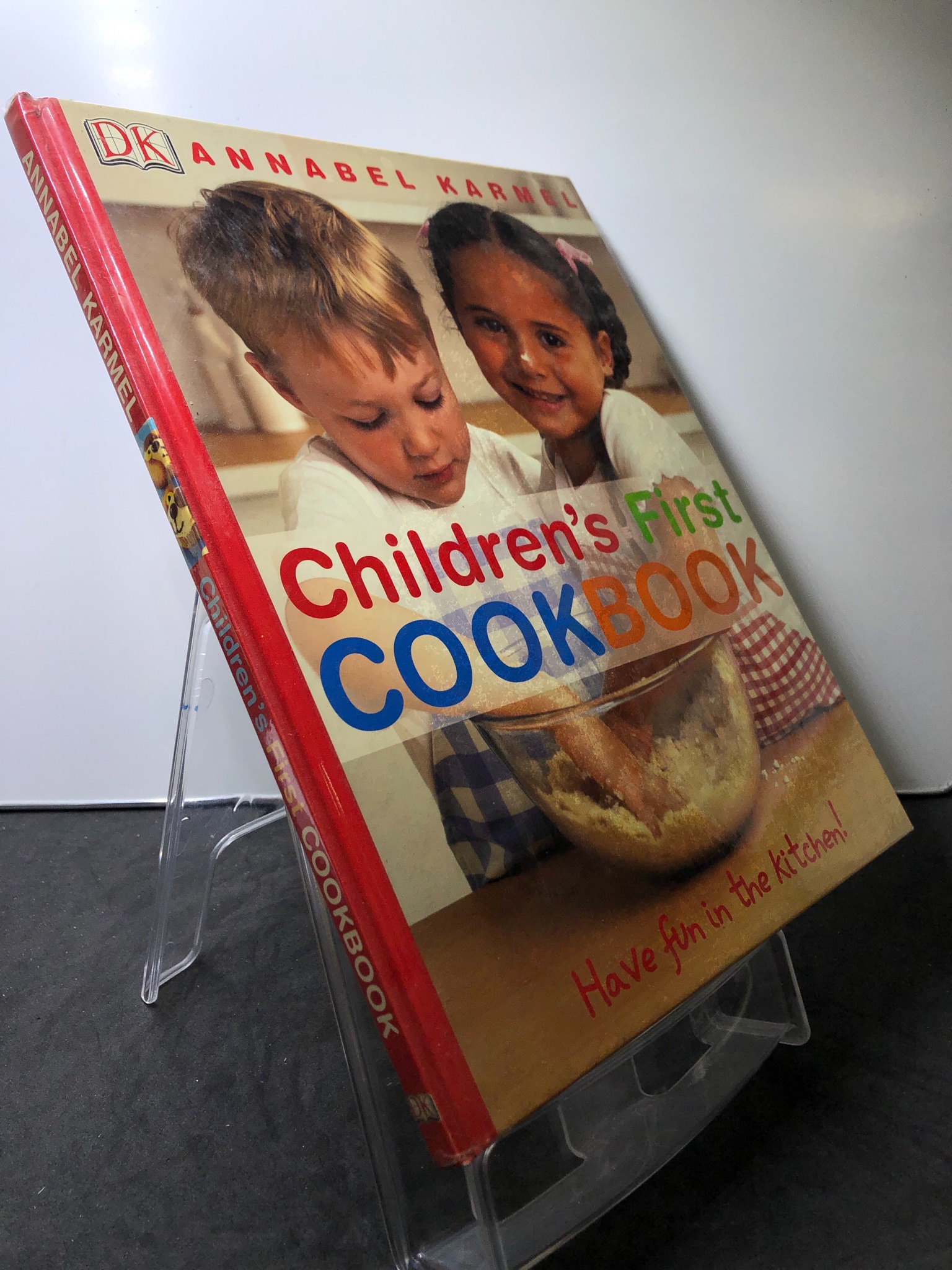 Children's First Cookbook DK BÌA CỨNG mới 85% bẩn nhẹ Annabel Karmel HPB3107 NGOẠI VĂN