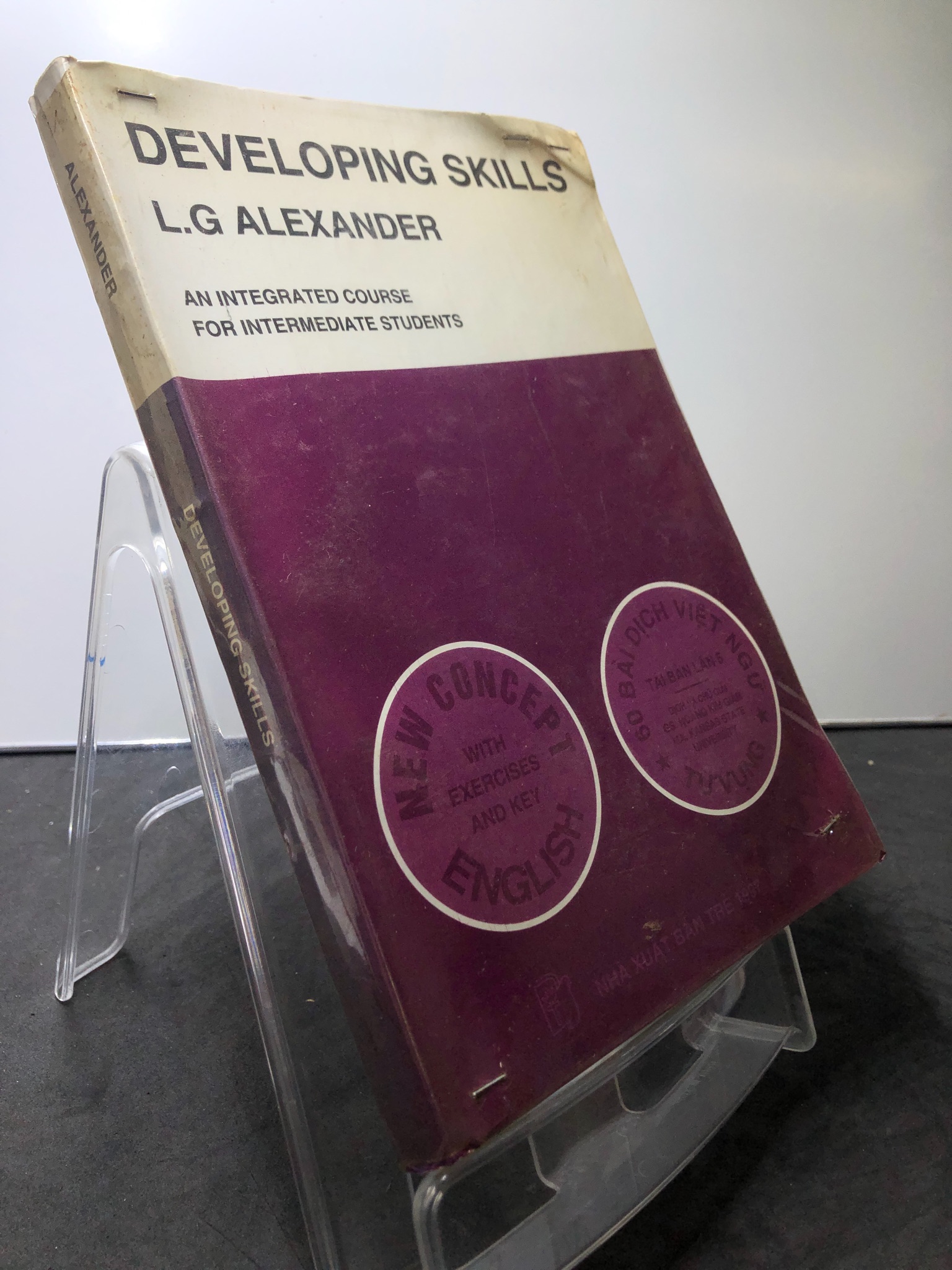 Developing Skills mới 75% bẩn nhẹ L.G Alexander HPB0108 HỌC NGOẠI NGỮ