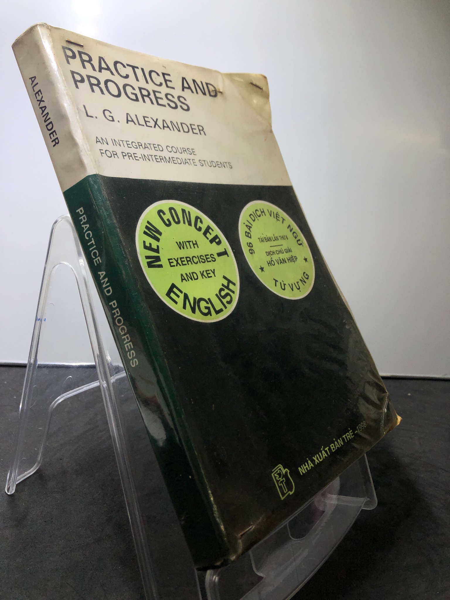 Practice and Progress 1998 mới 75% ố vàng L.G Alexander HPB0108 HỌC NGOẠI NGỮ