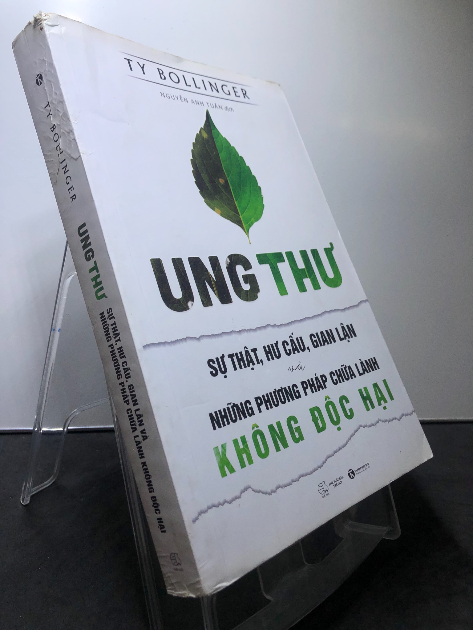 Ung thư Sự thật, hư cấu, gian lận và những phương pháp chữa lành không độc hại 2018 mới 80% bẩn nhăn gáy nhẹ Ty Bollinger HPB0308 SỨC KHỎE - THỂ THAO