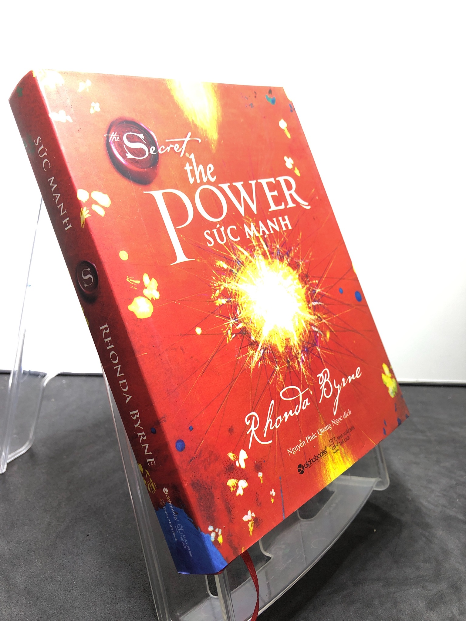 Secret the power Sức Mạnh 2019 BÌA CỨNG mới 85% bẩn nhẹ Rhonda Byrne HPB0508 VĂN HỌC