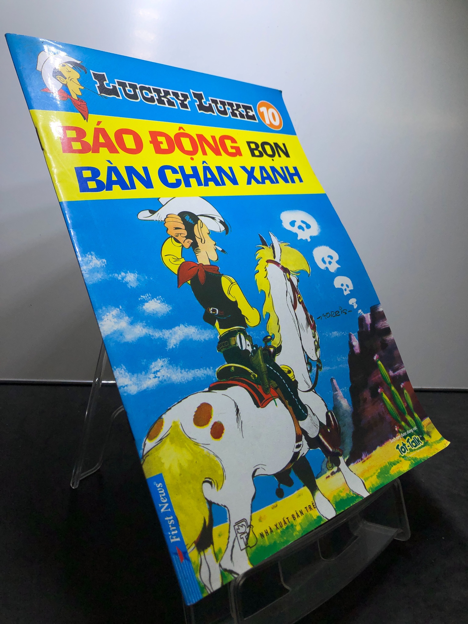 Báo động bọn bàn chân xanh LUCKY LUKE 2011 mới 85% bẩn nhẹ HPB0508 TRUYỆN TRANH