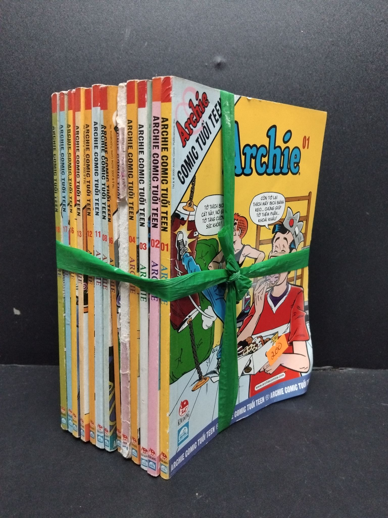 Bộ 13 tập (1, 2, 3, 4, 5, 6, 8, 11, 12, 13, 16, 17, 18) Archie Comic tuổi teen mới 70% ố rách gáy HCM1008 Archie TRUYỆN TRANH