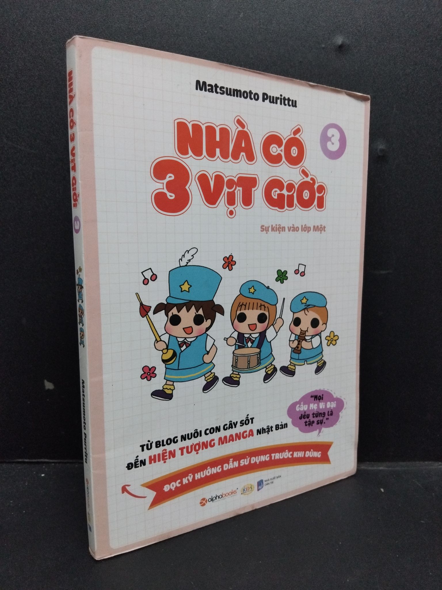 Nhà có 3 vịt giời tập 3 mới 80% ố 2015 HCM1008 Matsumoto Purittu VĂN HỌC