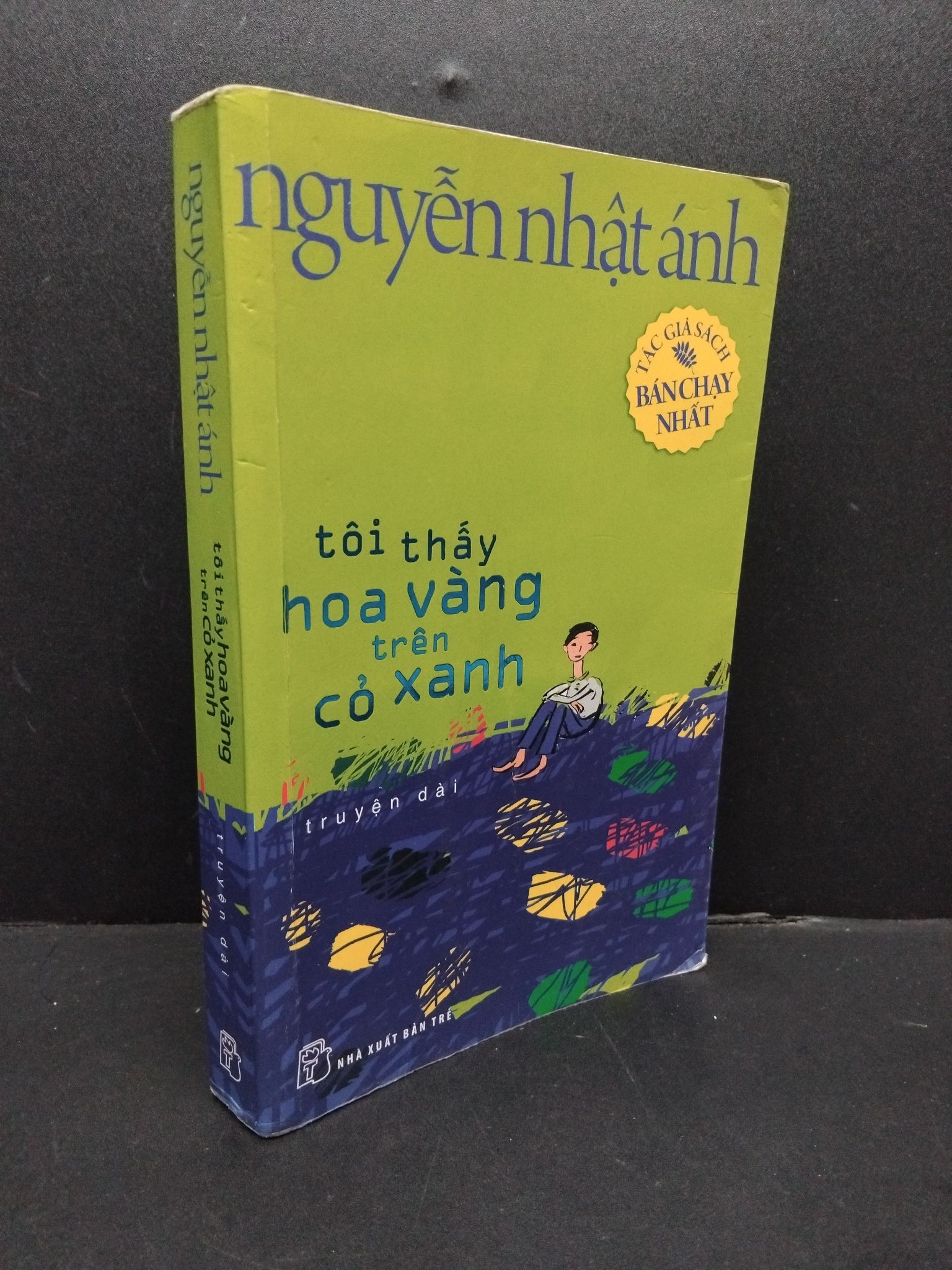 Tôi thấy hoa vàng trên cỏ xanh mới 70% ố vàng rách nhẹ trang đầu 2014 HCM1008 Nguyễn Nhật Ánh VĂN HỌC