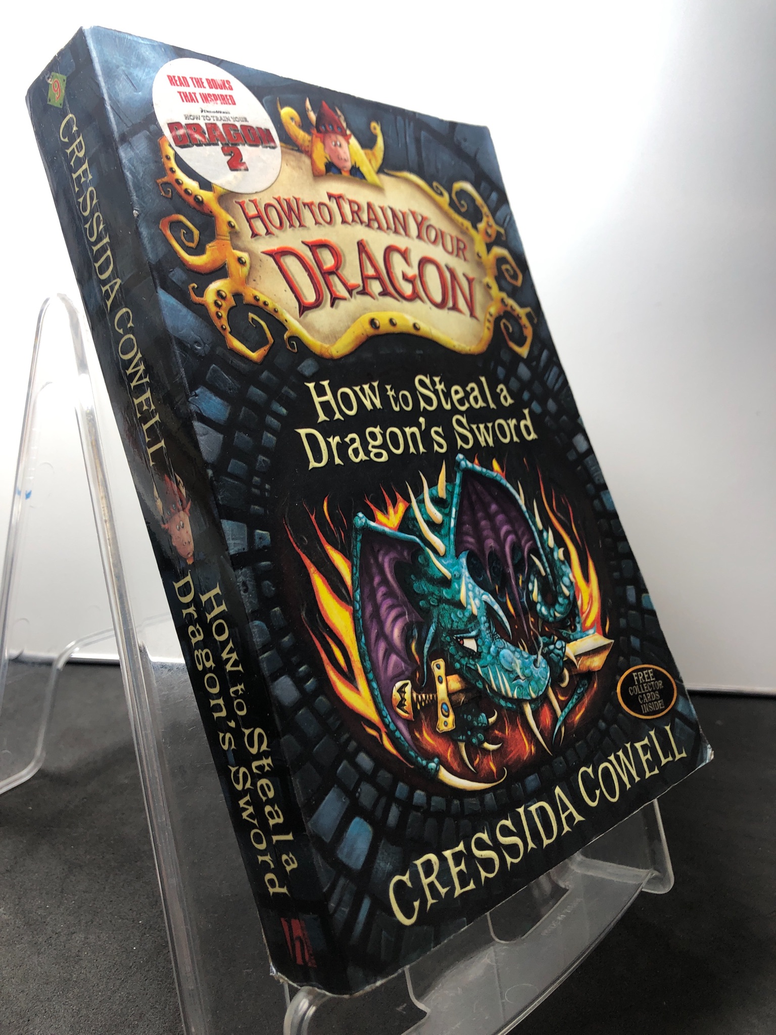 How to Steal a Dragon's sword mới 85% ố bẩn nhẹ Cressida Cowell HPB1508 NGOẠI VĂN