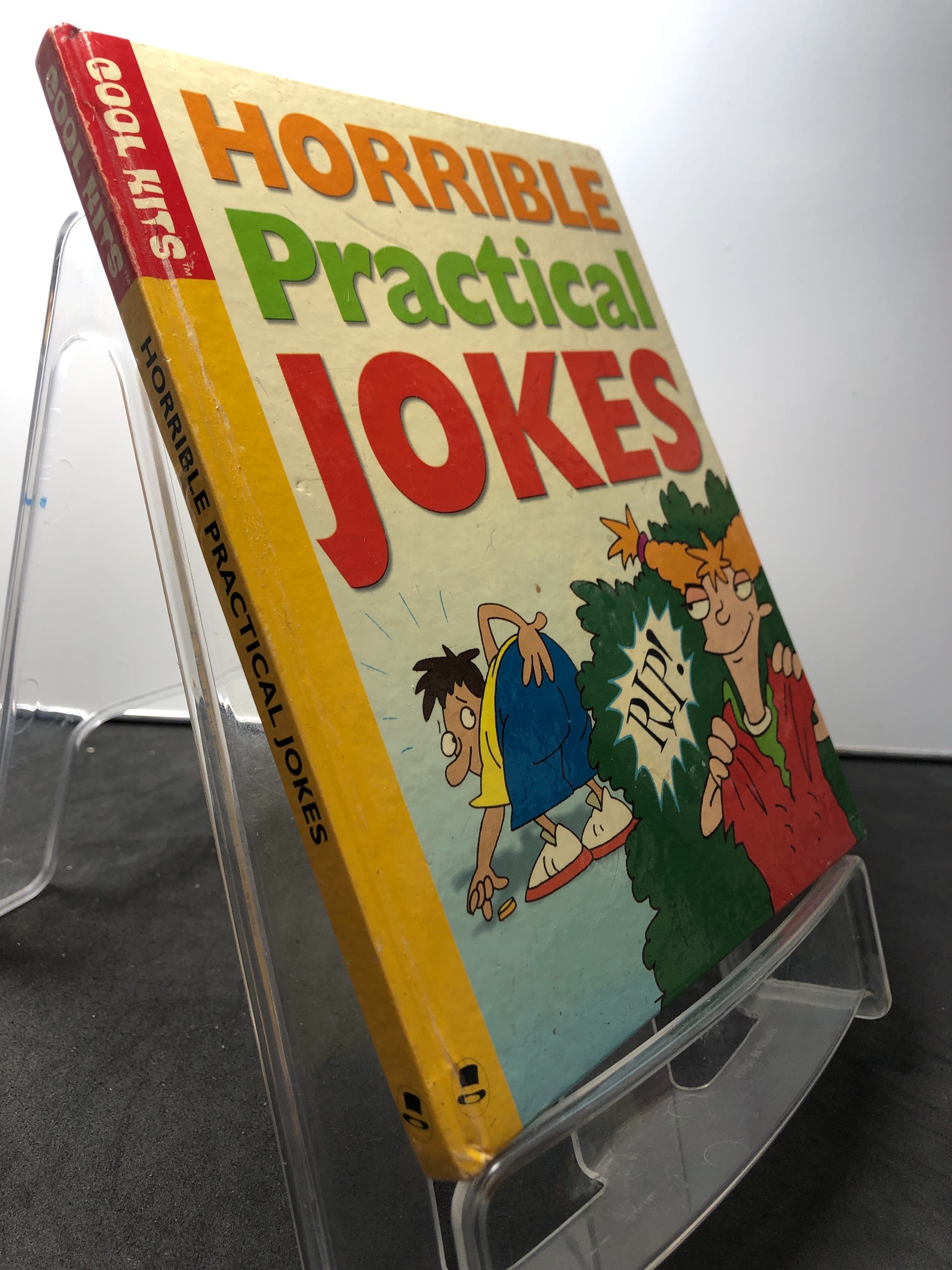 Horrible practical jokes BÌA CỨNG mới 80% bẩn nhẹ HPB1508 NGOẠI VĂN