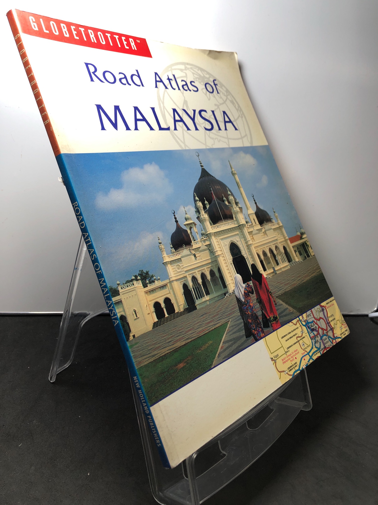 Road atlas of Malaysia mới 85% bẩn nhẹ Globetrotter HPB1508 NGOẠI VĂN