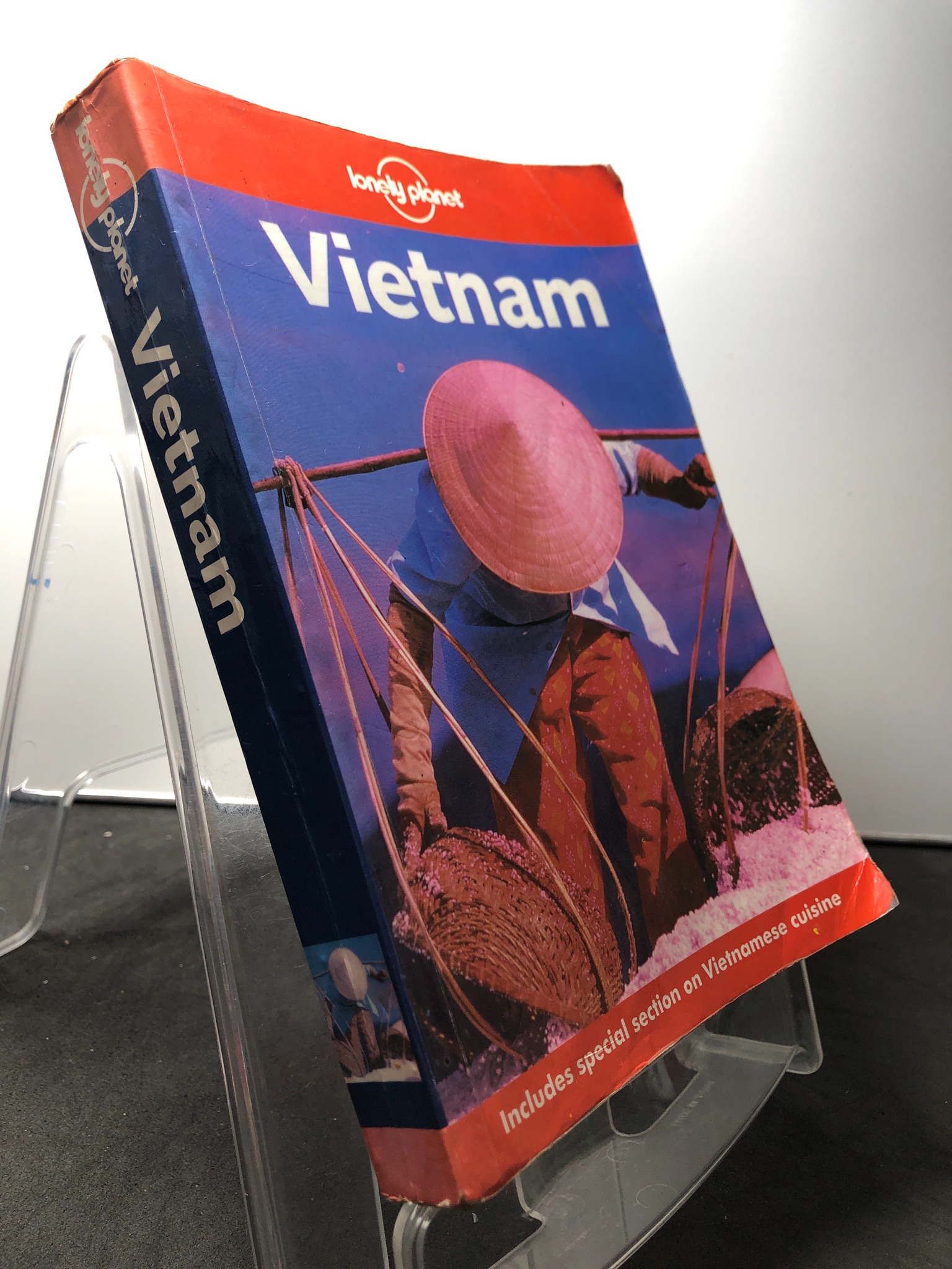 Vietnam Lonely planet 7thEdition mới 80% bẩn nhẹ HPB1508 NGOẠI VĂN