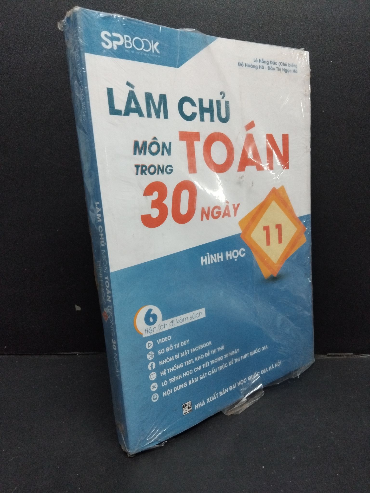 Làm chủ môn toán trong 30 ngày hình học 11 (có bọc) mới 80% ố bẩn nhẹ HCM2608 Lê Hồng Đức GIÁO TRÌNH, CHUYÊN MÔN