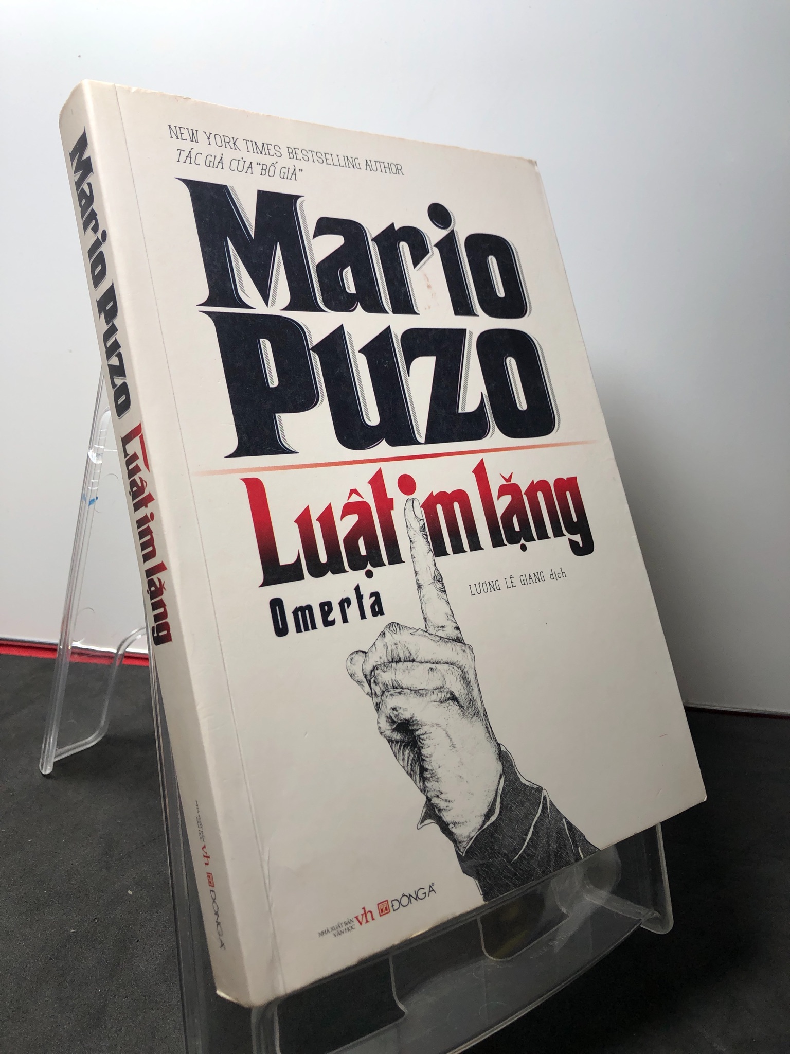 Luật im lặng 2016 mới 80% ố bẩn nhẹ bụng Mario Puzo HPB3108 VĂN HỌC