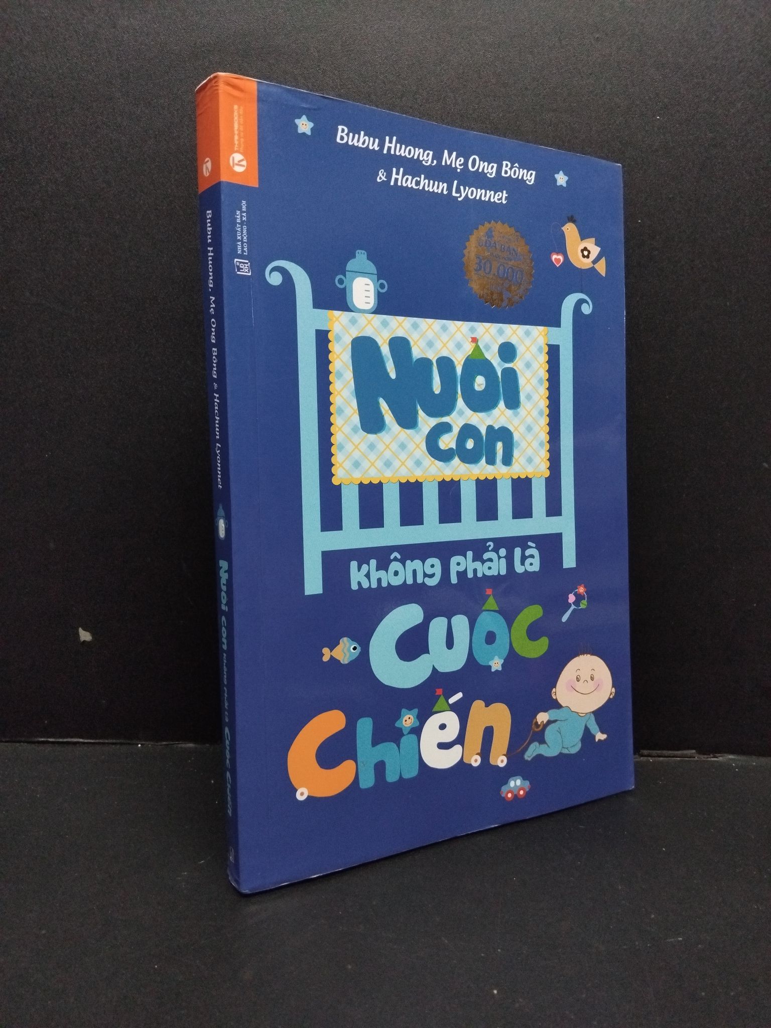 Nuôi con không phải là cuộc chiến Bubu Huong, Mẹ Ong Bông & Hachun Lyonnet mới 90% bẩn nhẹ 2017 HCM.ASB0609