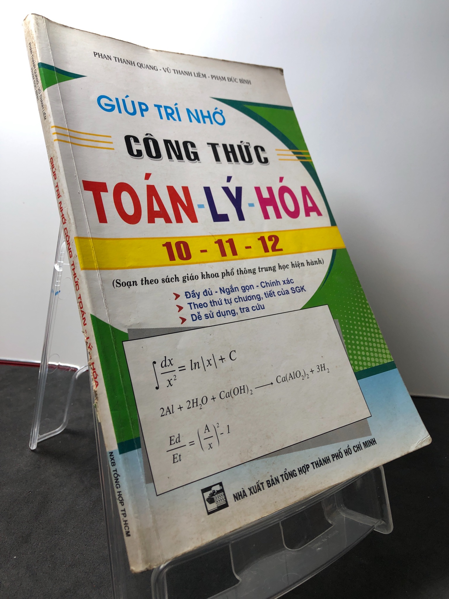 Giúp trí nhớ công thức toán lý hoá 10 11 12 2011 mới 70% highlight , rách bìa Phan Thanh Quang HPB3108 GIÁO TRÌNH, CHUYÊN MÔN