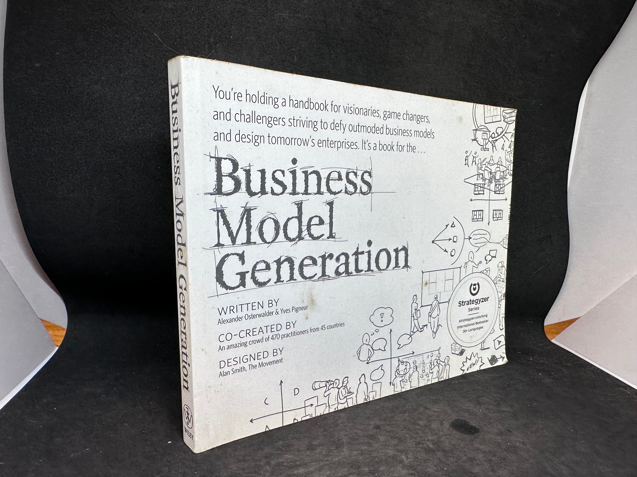 Business Model Generation (English), Alexander Osterwalder, Mới 80% (Ố Nhẹ) SBM0609