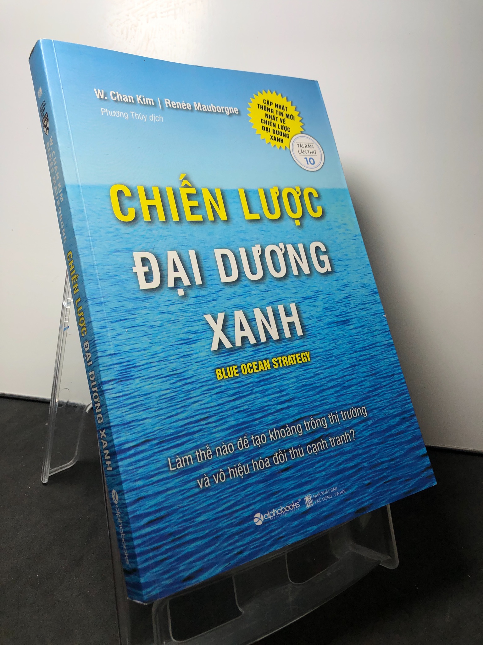 Chiến lược đại dương xanh 2019 mới 90% bẩn nhẹ W Chan kim HPB0709 quản trị