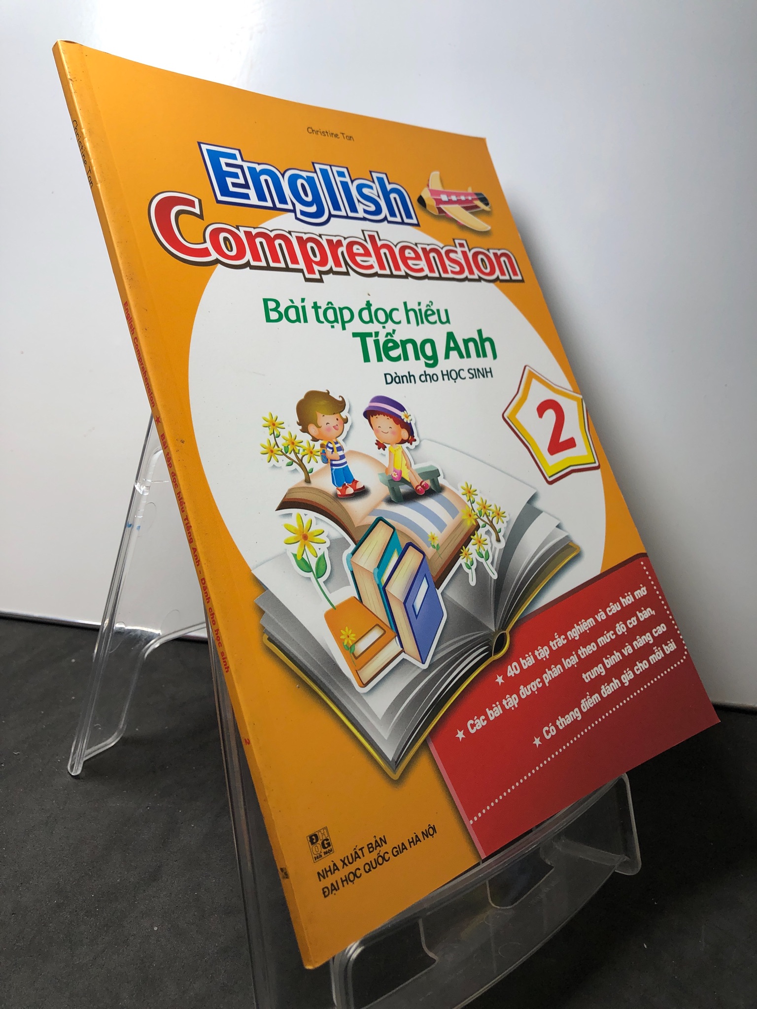 English comprehension bài tập đọc hiểu tiếng anh dành cho học sinh 2 2018 mới 90% bẩn nhẹ Christine Tan HPB0709 HỌC NGOẠI NGỮ