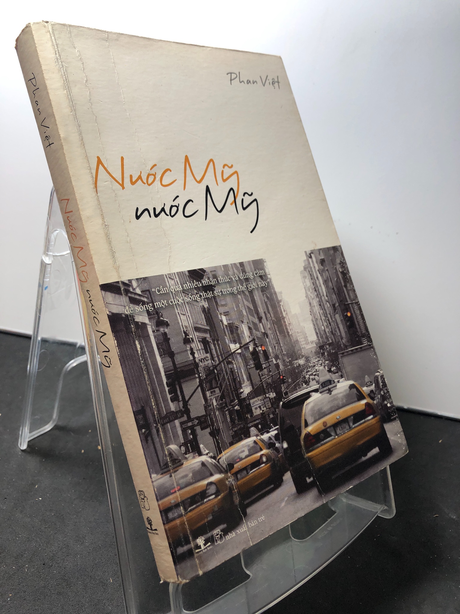 Nước Mỹ nước Mỹ 2009 mới 80% ố bẩn nếp gấp bìa Phan Việt HPB1309 VĂN HỌC