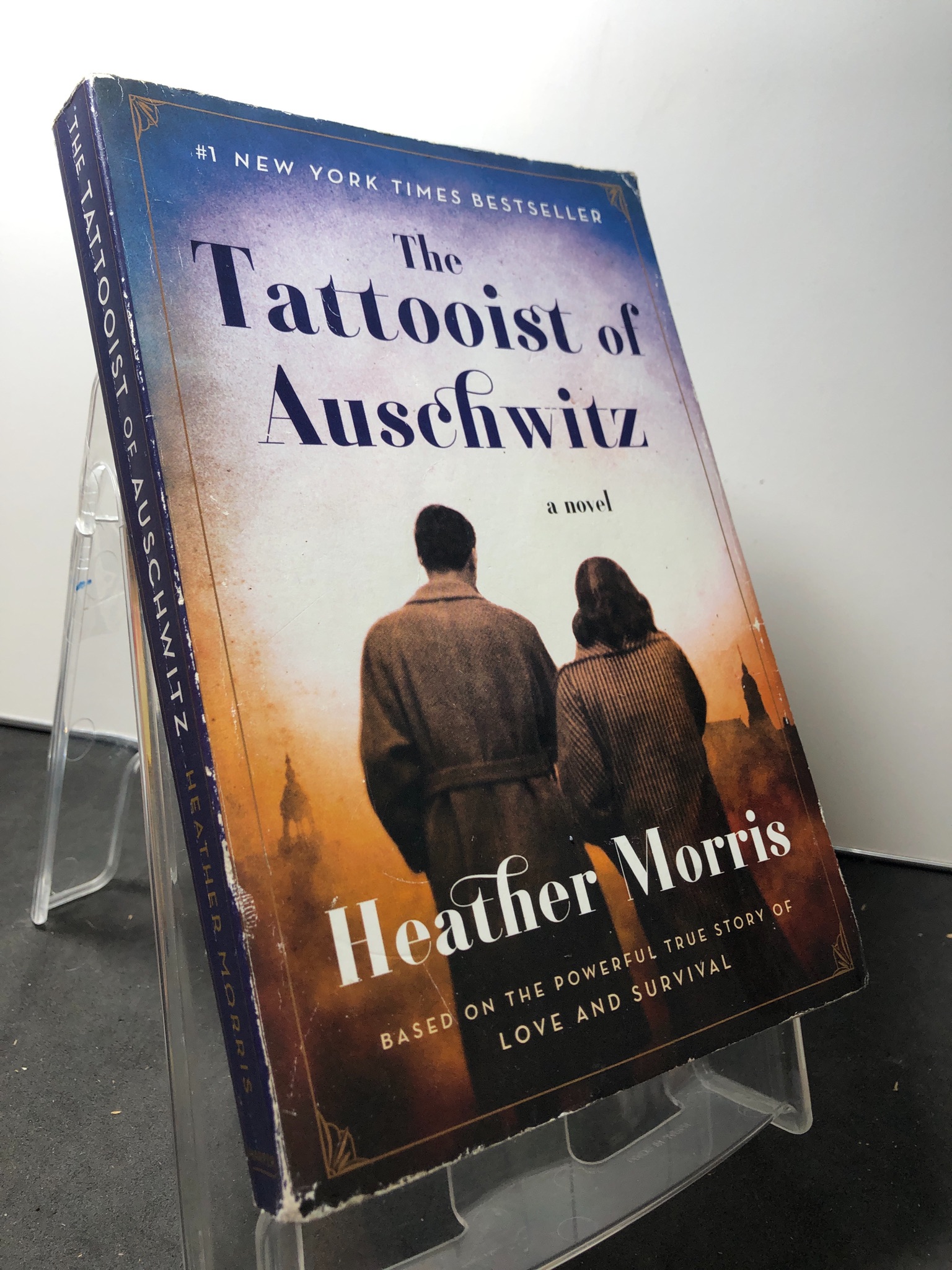 The Tattooist of Auschwitz mới 80% tróc bìa nhẹ Heather Morris HPB1309 NGOẠI VĂN