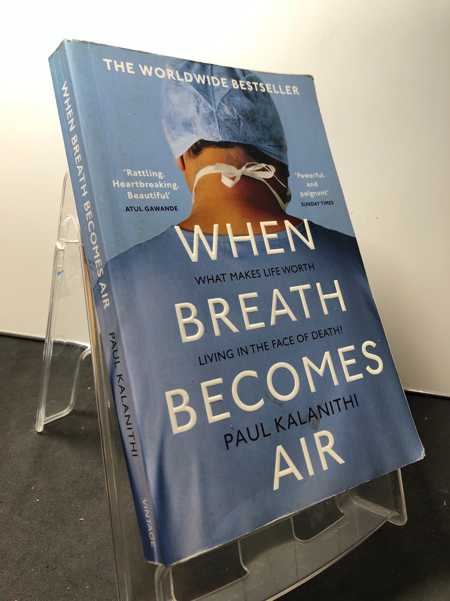 When breath becomes air mới 80% ố bẩn nhẹ Paul Kalanithi HPB1309 NGOẠI VĂN