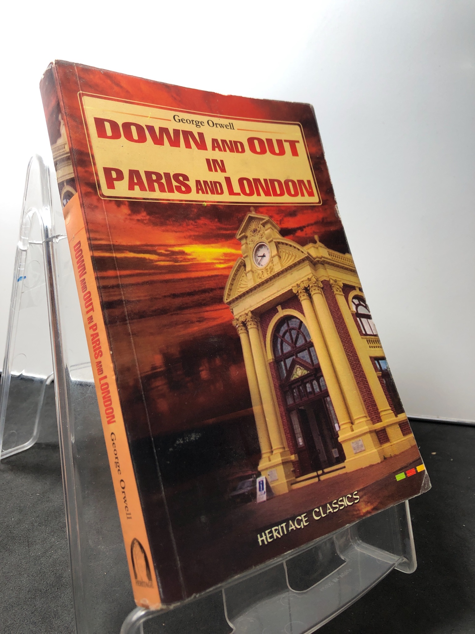 Down and out in Paris and London mới 70% ố vàng George Orwell HPB1309 NGOẠI VĂN