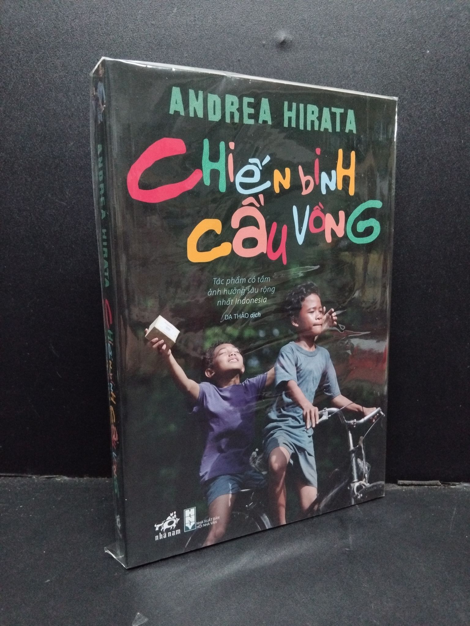 Chiến binh cầu vồng mới 100% HCM1209 Andrea Hirata VĂN HỌC