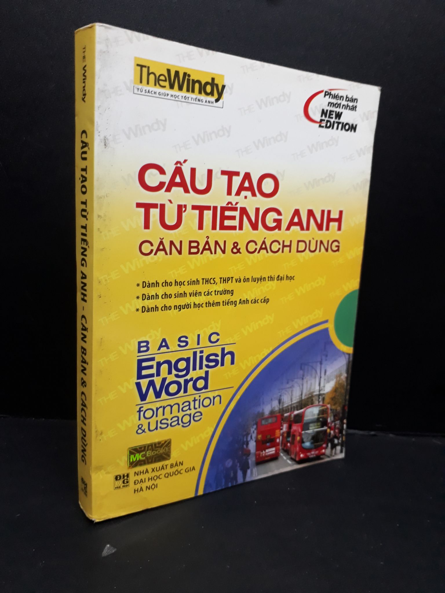 Cấu tạo từ tiếng Anh - Căn bản & cách dùng mới 80% ố bẩn gấp góc 2012 HCM2809 GIÁO TRÌNH, CHUYÊN MÔN