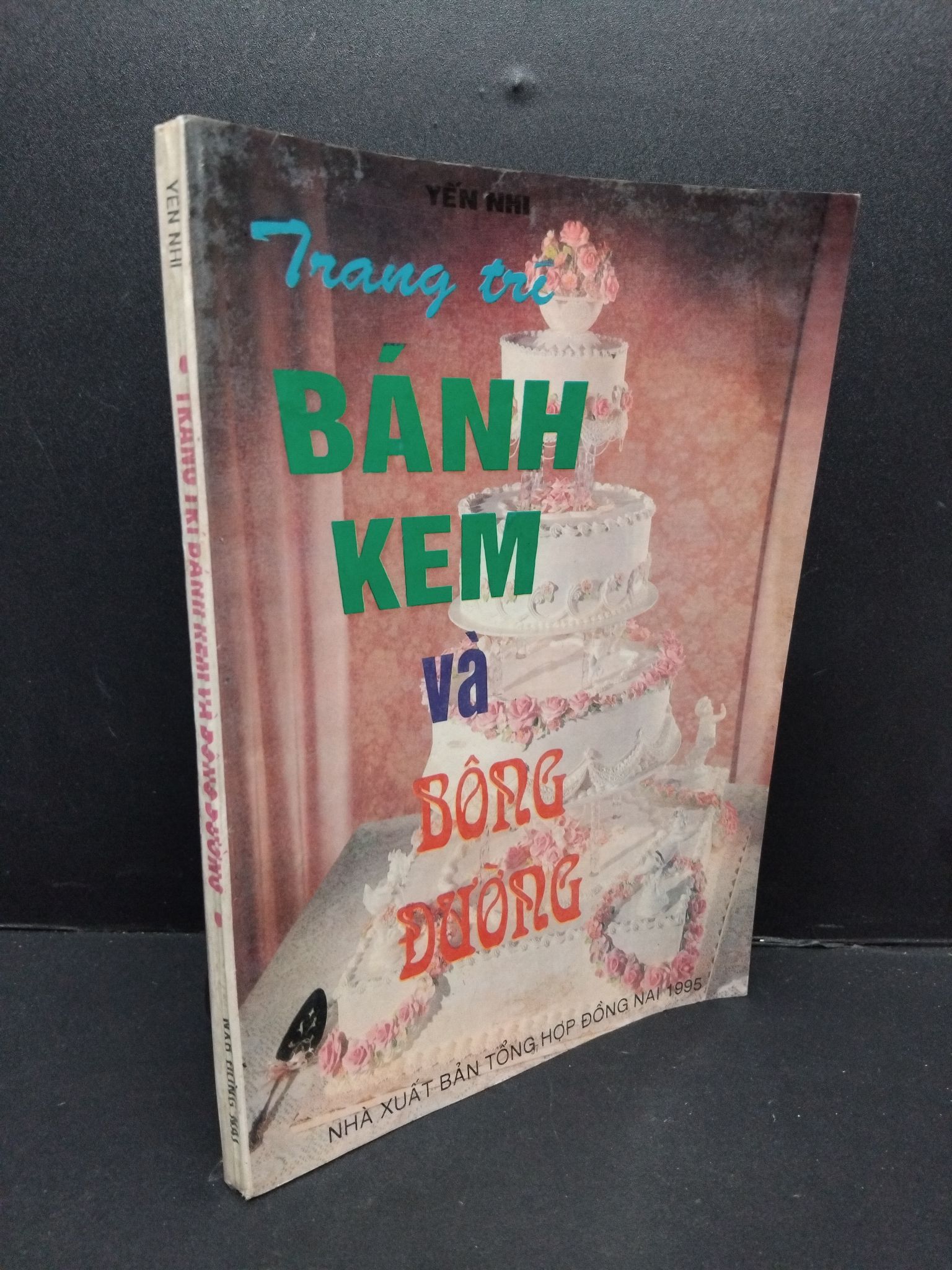 Trang trí bánh kem và bông đường mới 70% ố 1995 HCM2809 Yên Nhi KỸ NĂNG