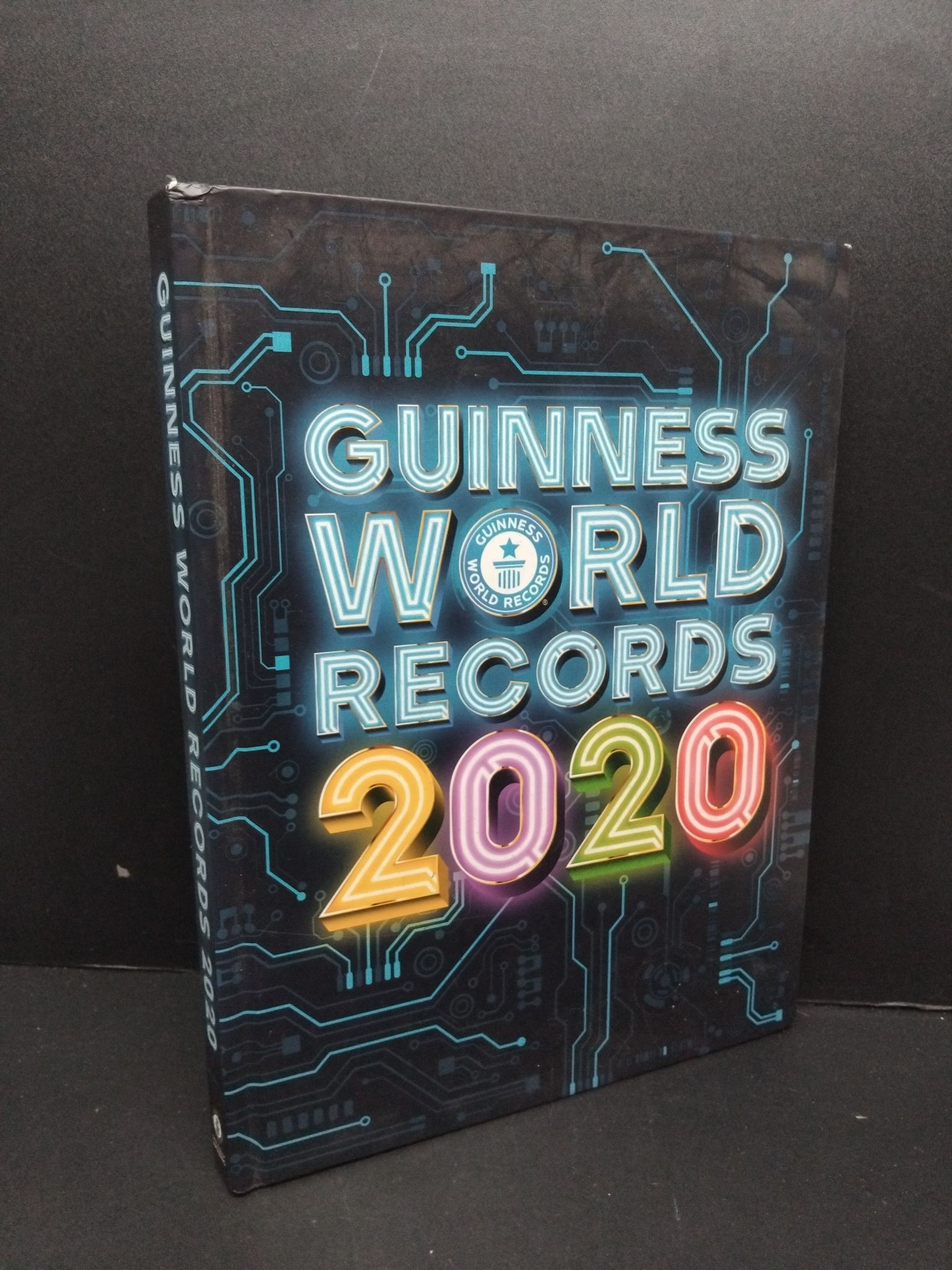 Guinness world records 2020 (bìa cứng) mới 90% ố nhẹ HCM2809 NGOẠI VĂN