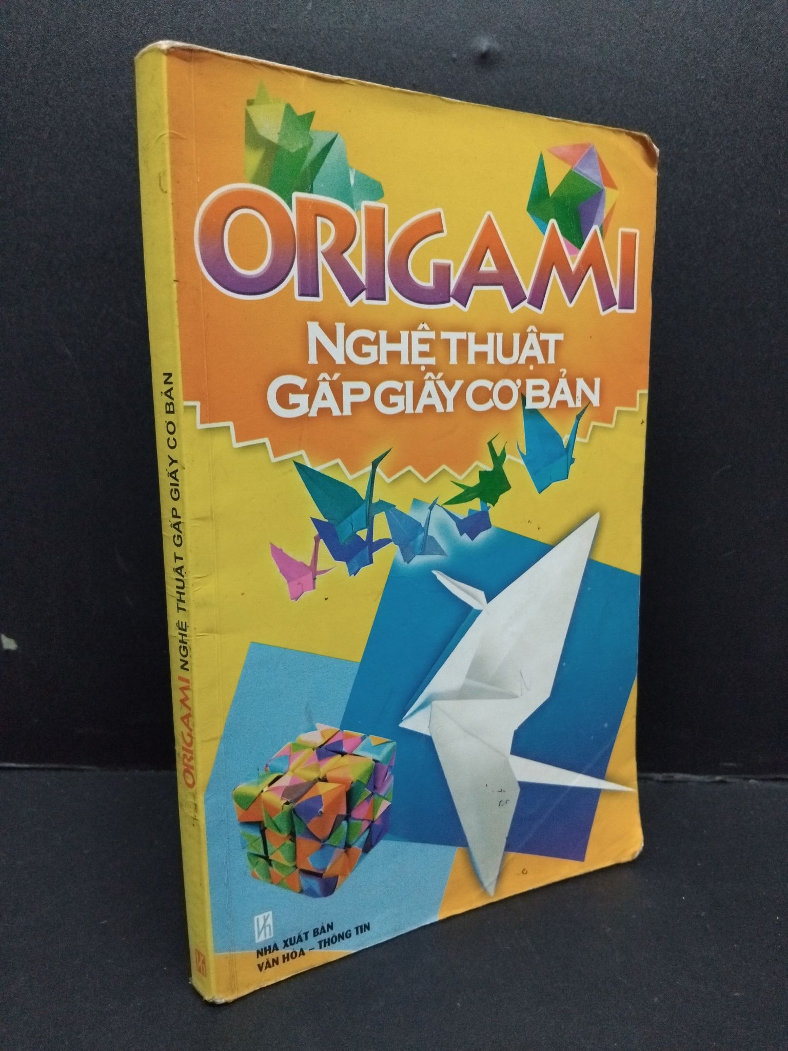 Origami nghệ thuật gấp giấy cơ bản mới 80% ố 2008 HCM2809 KỸ NĂNG