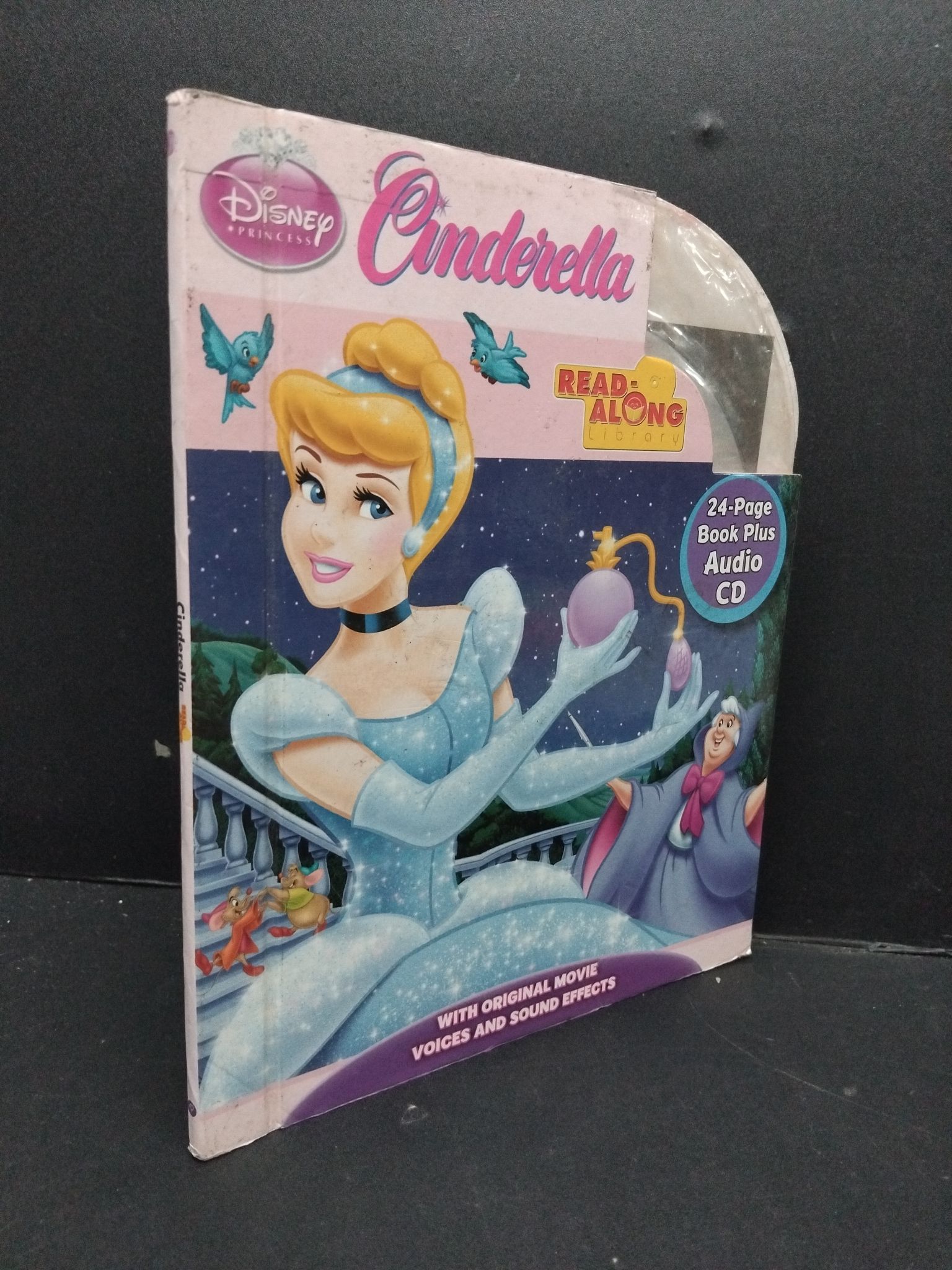 Cinderella (bìa cứng, kèm CD) mới 80% ố HCM2809 NGOẠI VĂN