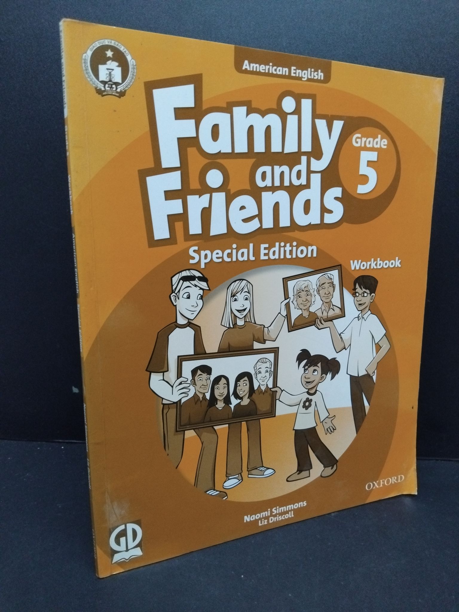 Family and friends grade 5 mới 80% ố nhẹ HCM2809 Oxford HỌC NGOẠI NGỮ