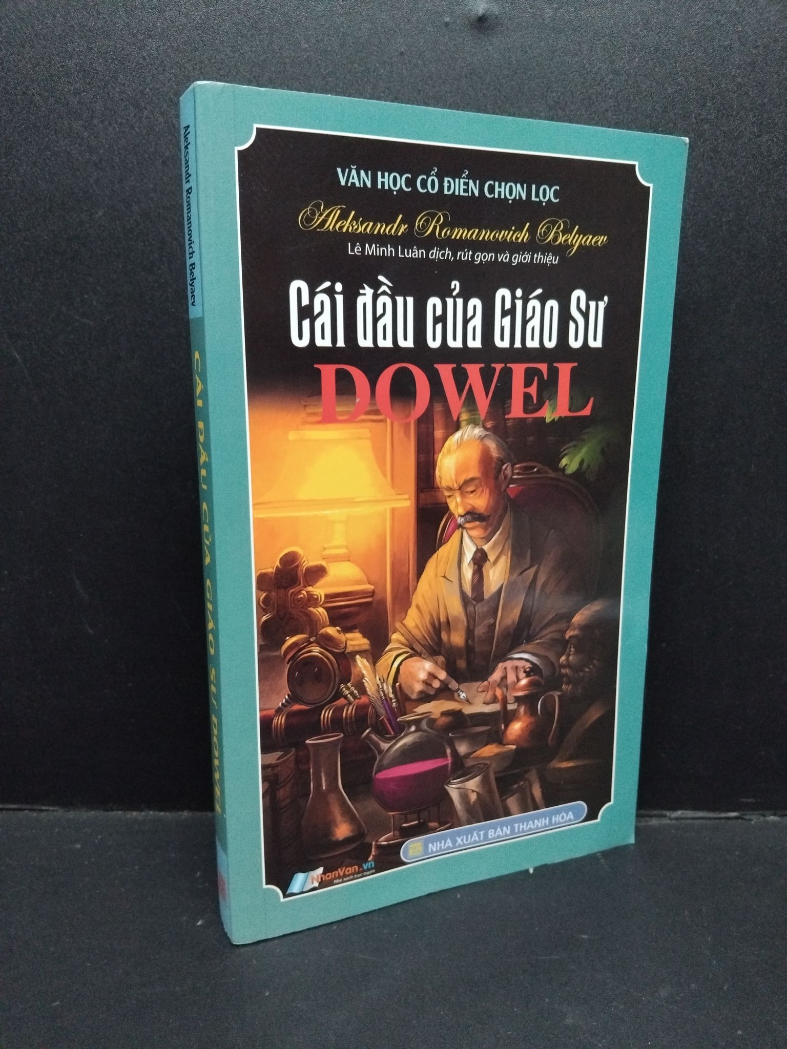 Cái đầu của Giáo Sư Dowel - Aleksandr Romanovich Belyaev mới 80% ố vàng 2019 HCM.ASB0910