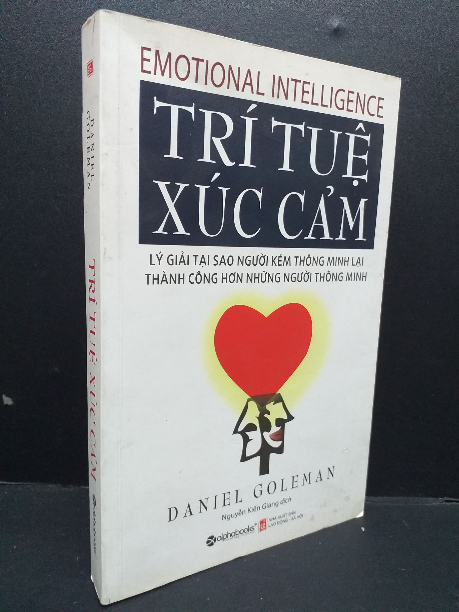 Trí tuệ xúc cảm mới 80% ố bẩn nhẹ 2018 HCM1410 Daniel Goleman TÂM LÝ