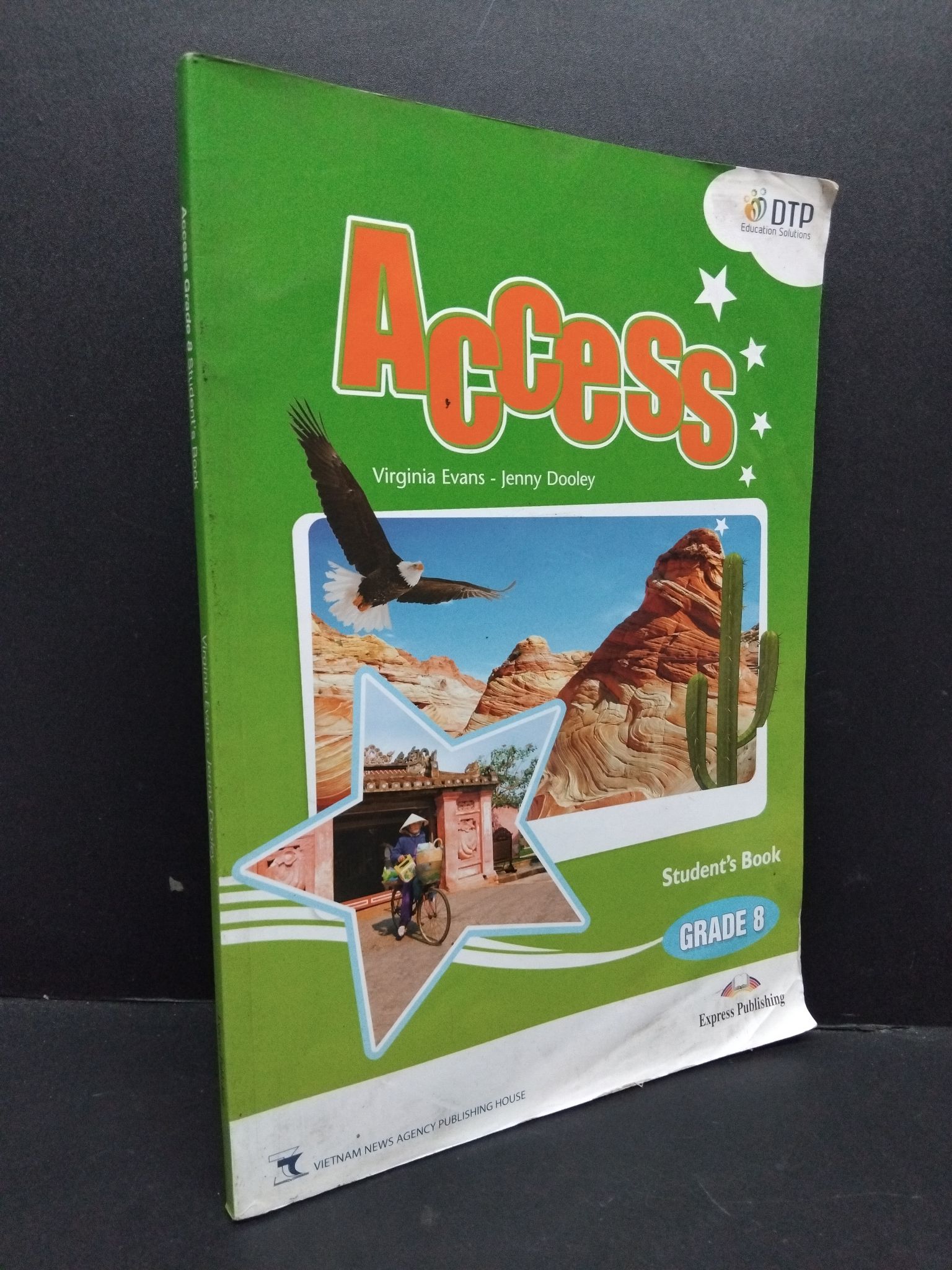 Access grade 8 student's book mới 80% ố bẩn nhẹ cong bìa HCM1710 HỌC NGOẠI NGỮ