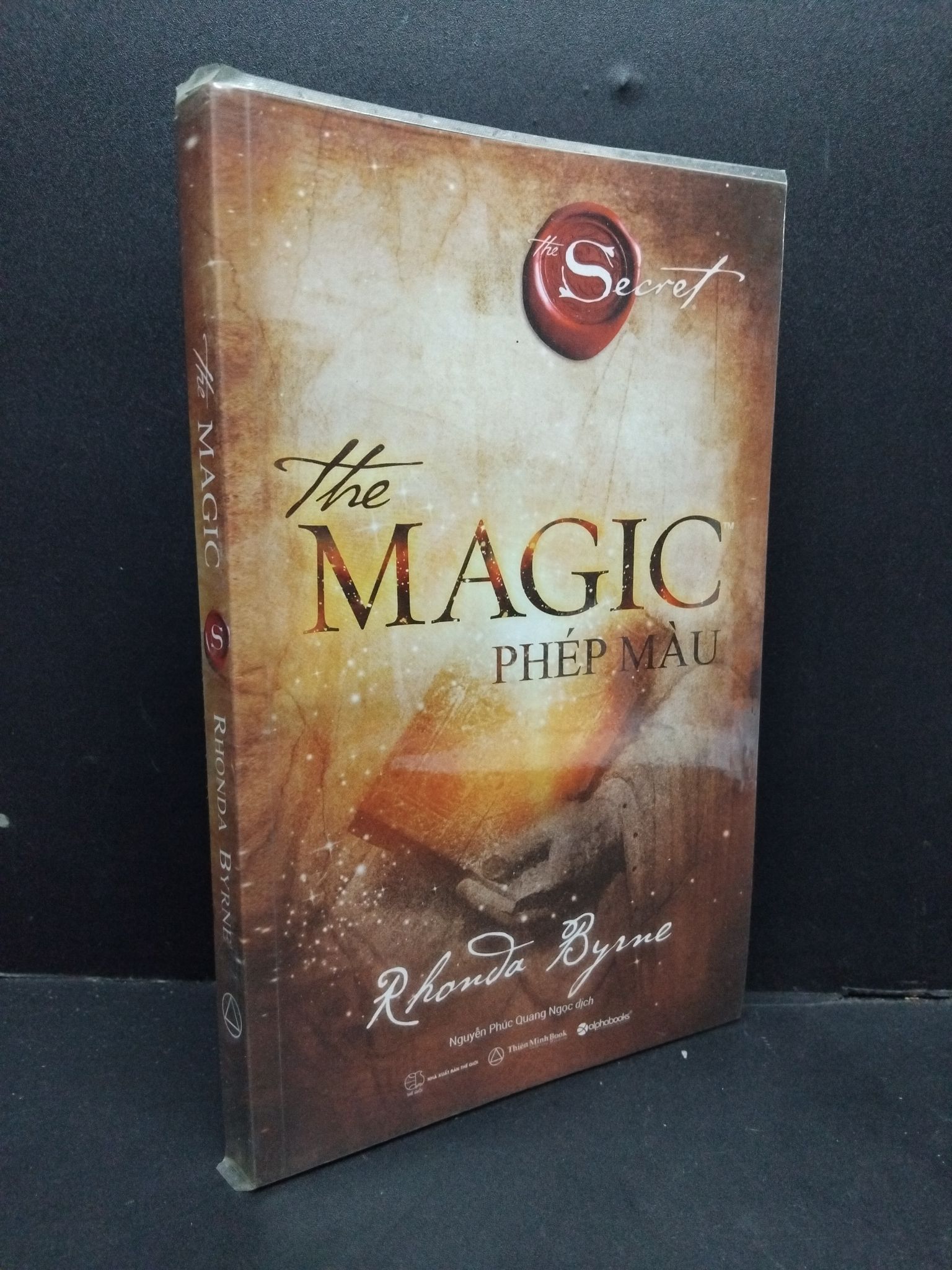 The magic - Phép màu mới 80% ố nhẹ 2021 HCM1410 Rhonda Byrne VĂN HỌC