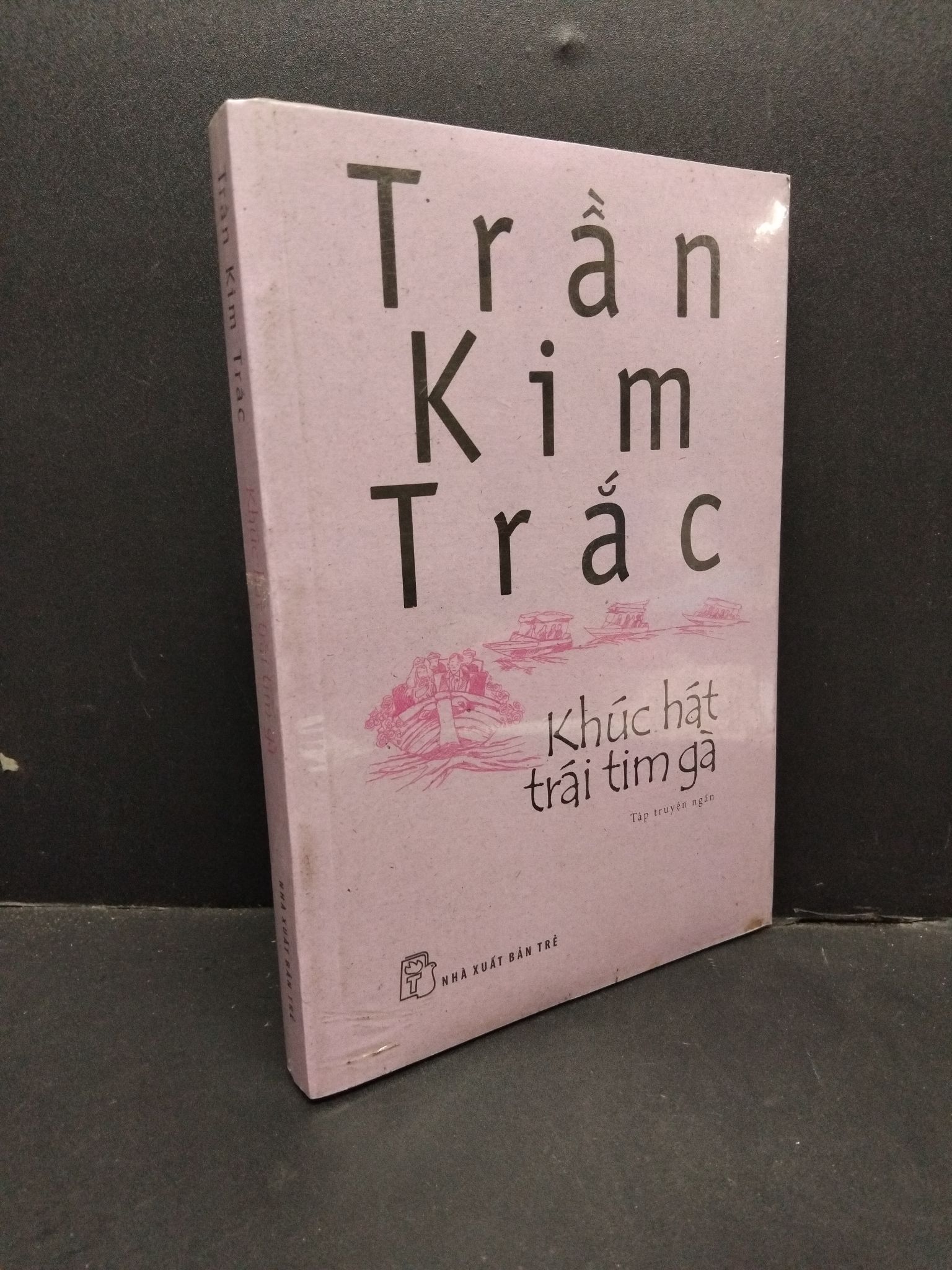 Khúc hát trái tim gà Trần Kim Trắc mới 95% ố vàng, còn seal HCM.ASB3010