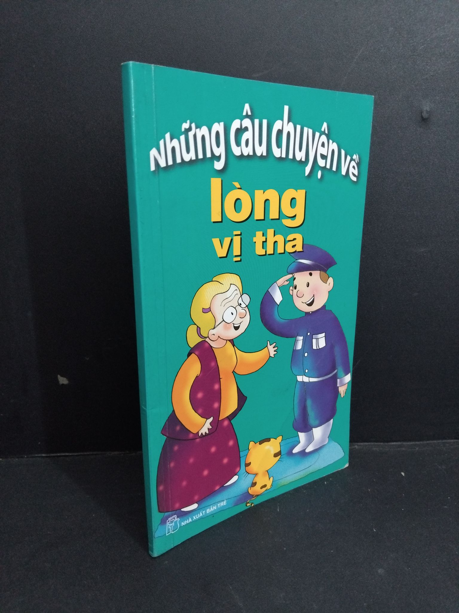 Những câu chuyện về lòng vị tha mới 90% bẩn bìa, ố 2012 HCM2811 Nhiều tác giả VĂN HỌC