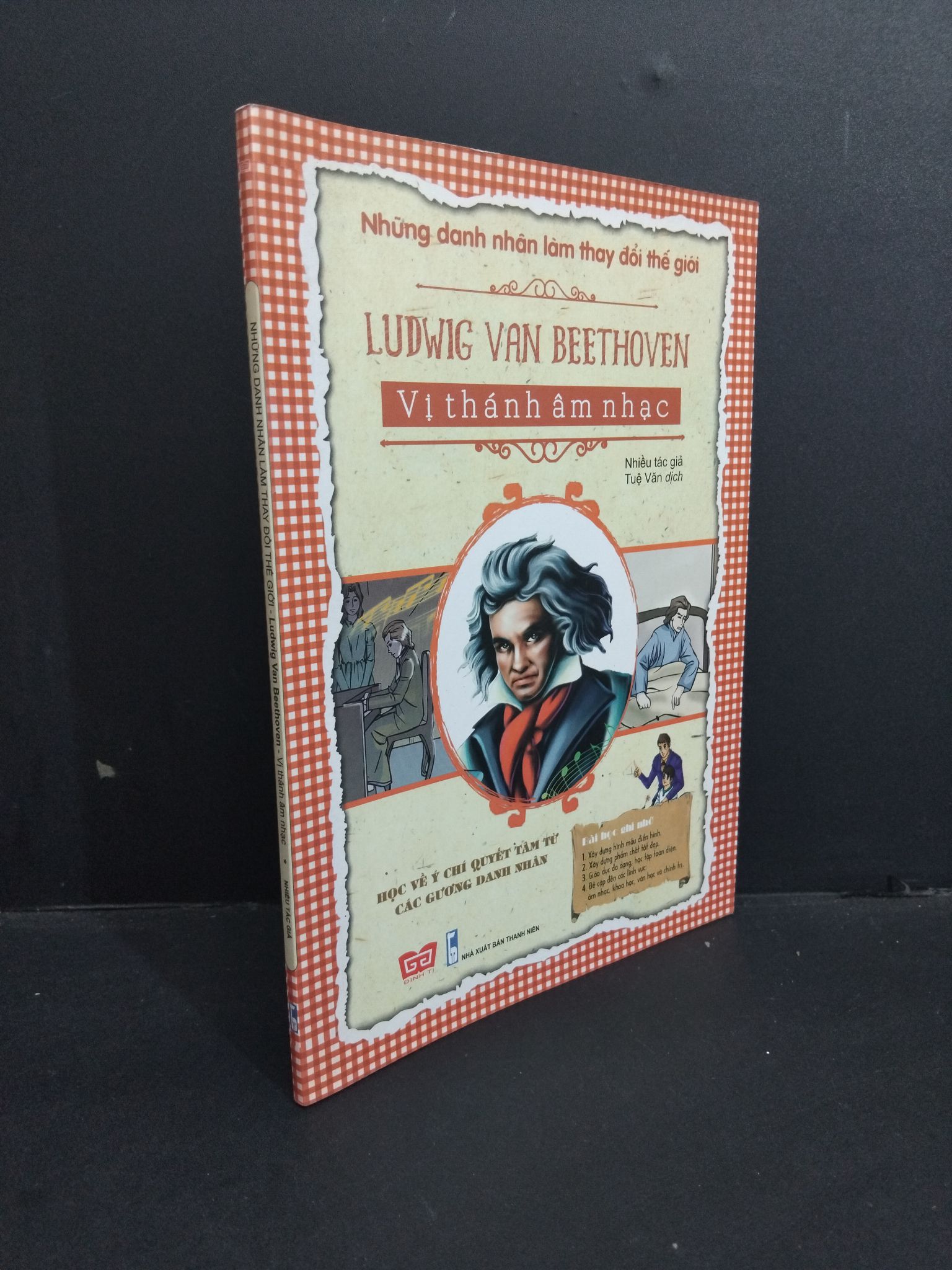 Ludwig Van Beethoven vị thánh âm nhạc (truyện tranh màu) mới 90% bẩn nhẹ 2016 HCM2811 TRUYỆN TRANH