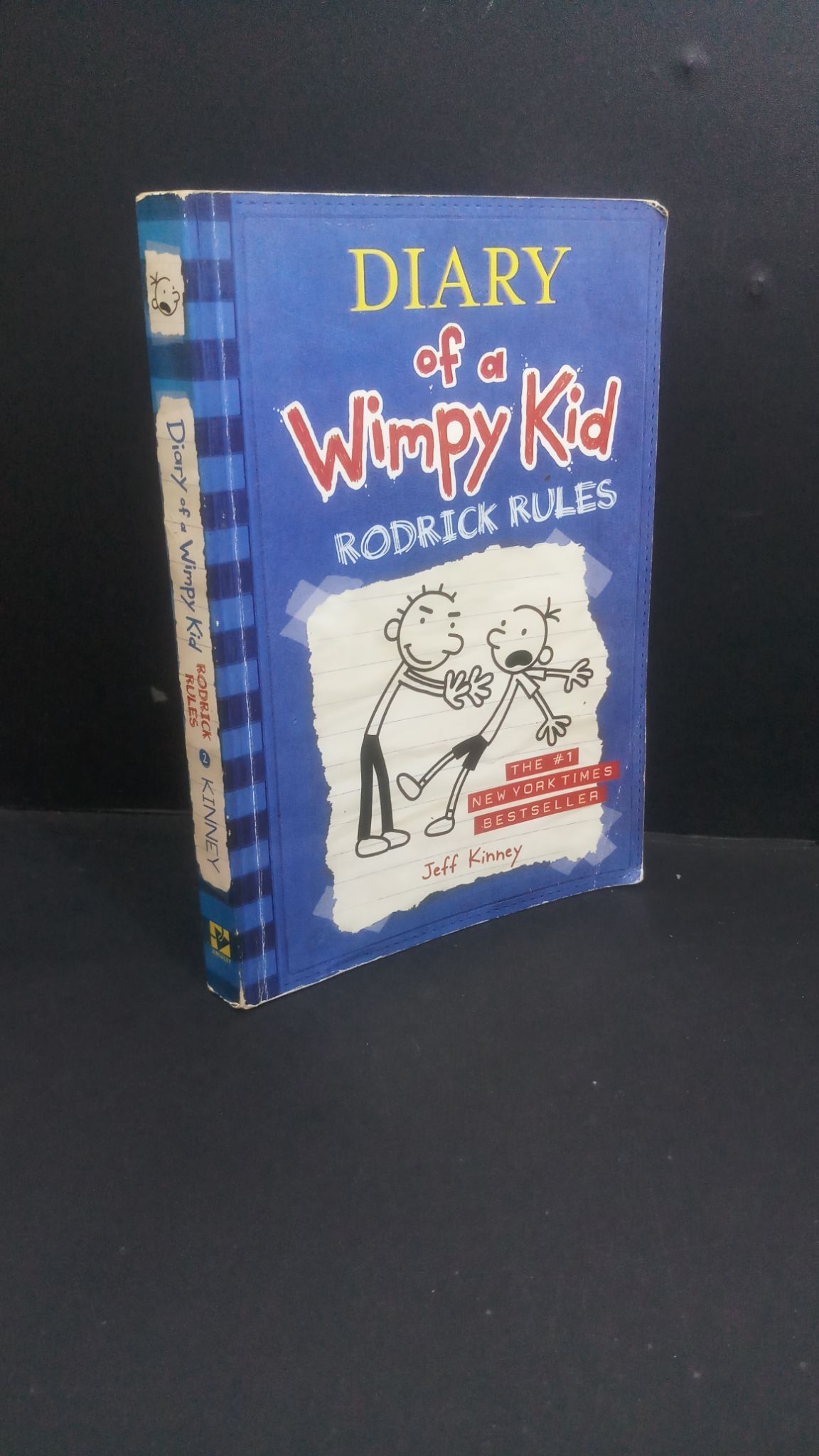 Diary of a wimpy kid Rodrick rules mới 90% bẩn bìa, ố vàng HCM0412 Jeff Kinney NGOẠI VĂN