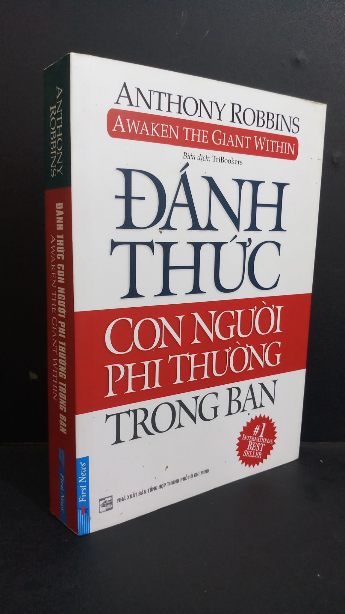 Đánh thức con người phi thường trong bạn mới 80% ố bẩn 2019 HCM0412 ANTHONY ROBBINS TÂM LÝ