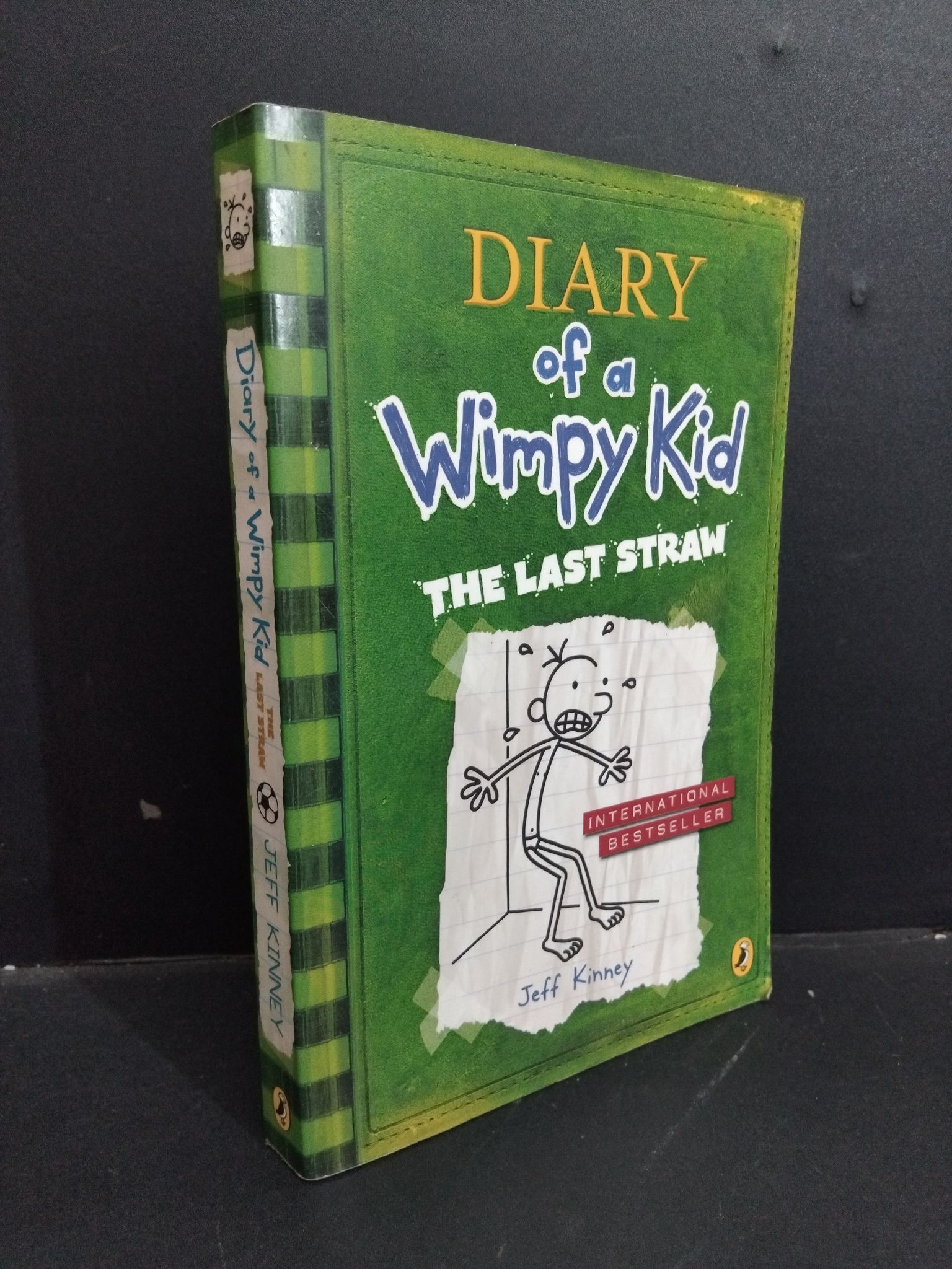 Diary of a wimpy kid the last straw mới 90% bẩn bìa, ố vàng HCM0412 Jeff Kinney NGOẠI VĂN