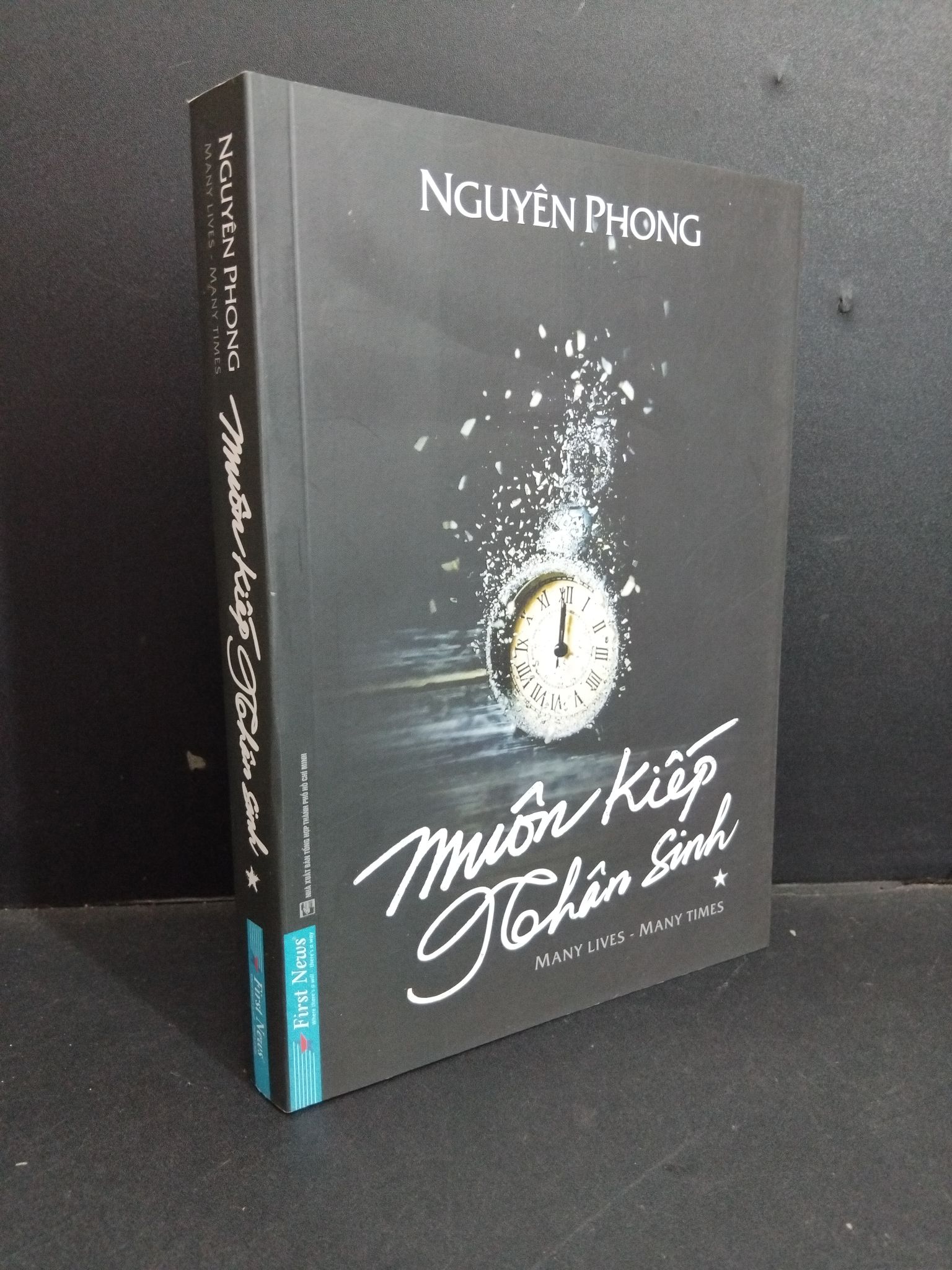 Muôn kiếp nhân sinh mới 95% bẩn nhẹ 2020 HCM1712 Nguyên Phong TÂM LINH - TÔN GIÁO - THIỀN