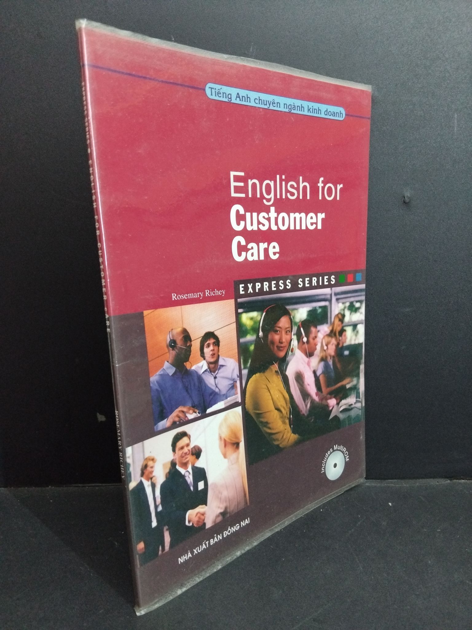 English for customer care mới 80% ố nhẹ có viết tên trang đầu 2009 HCM2811 HỌC NGOẠI NGỮ